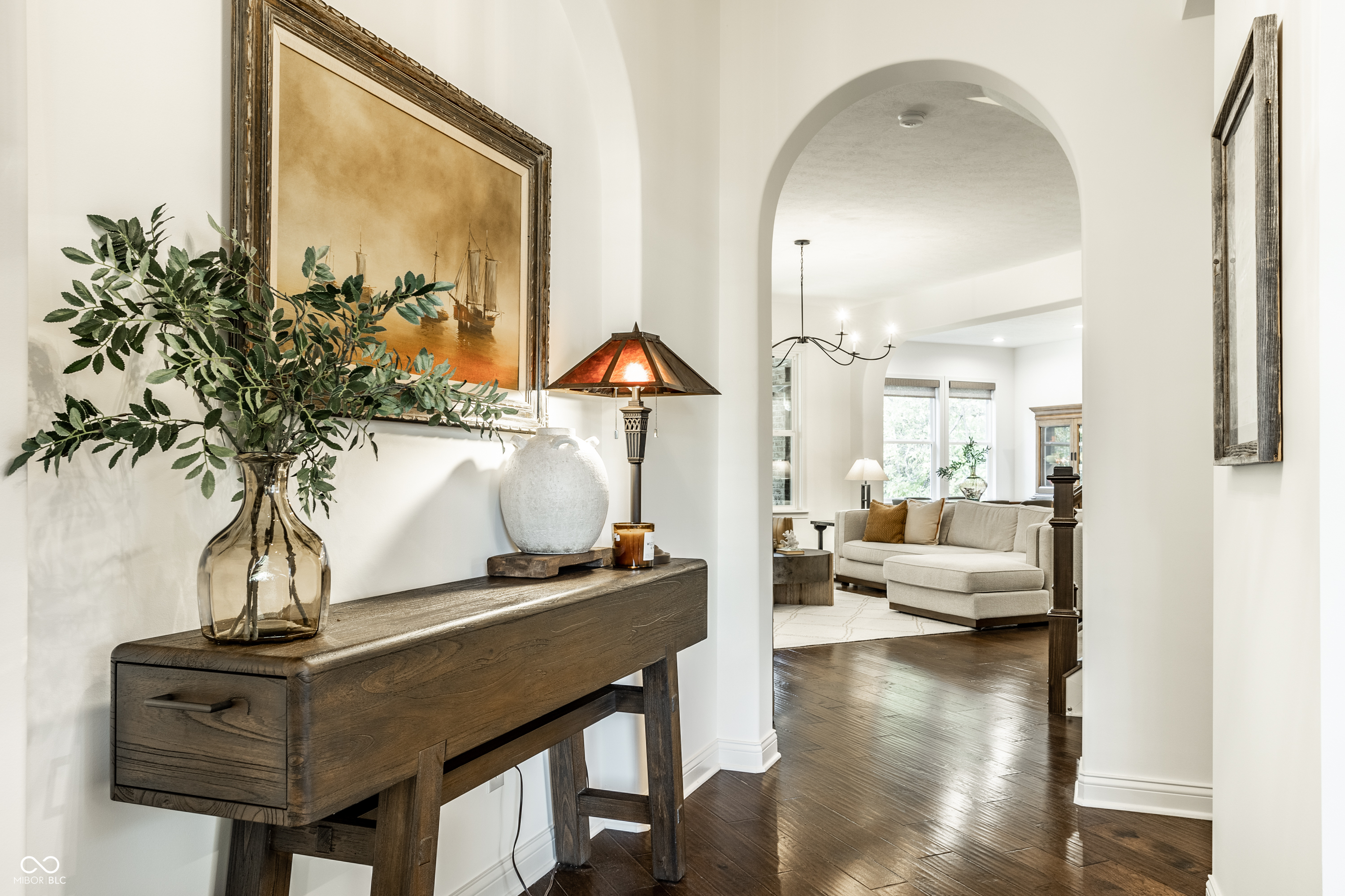 2837 E High Grove Circle