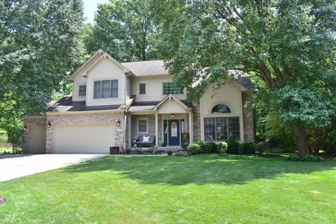 Photo of 8529 Ardennes Drive, Fishers, IN 46038 (MLS # 22107493)