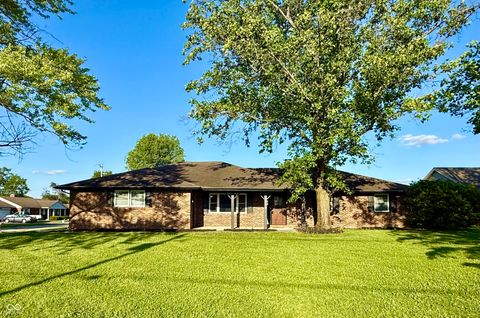 1328 N 300 E Anderson IN 46012