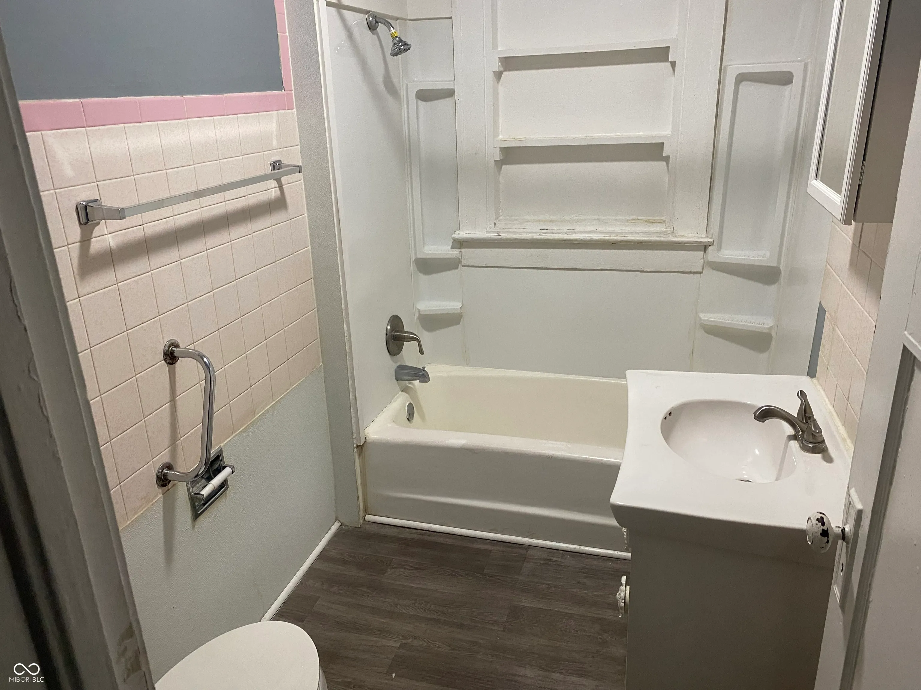 Indianapolis, Indiana 46201, United States, 1 Bedroom Bedrooms, ,1 BathroomBathrooms,Residential,Active,100349