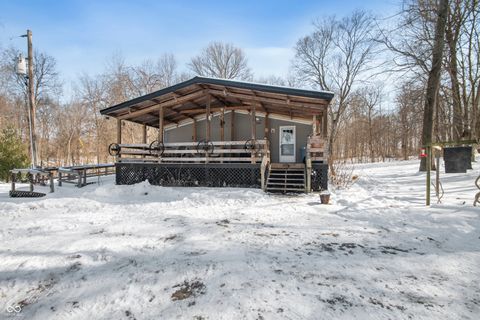 Photo of 8813 W 750 N, Commiskey, IN 47227 (MLS # 22083939)