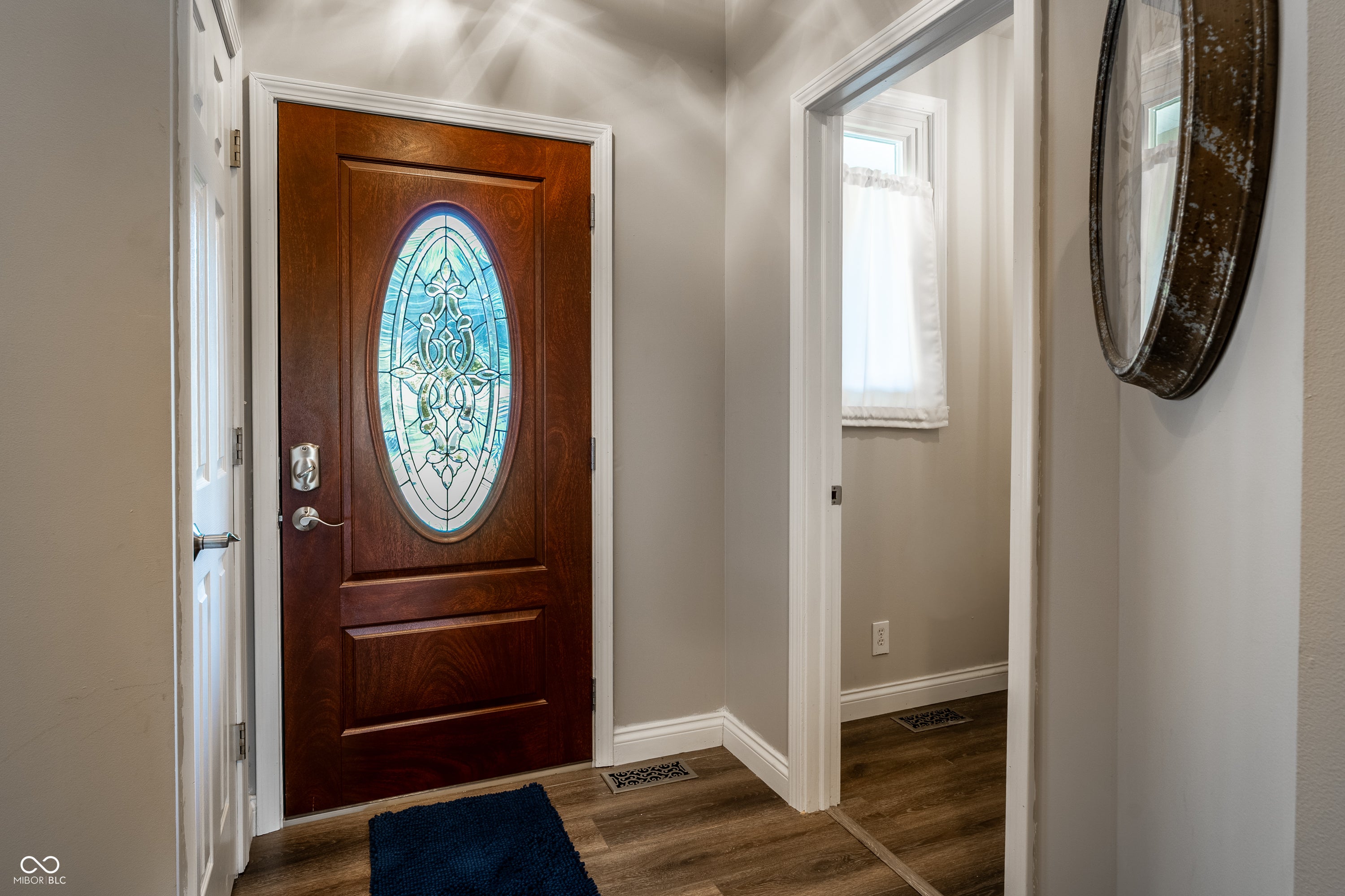 1135 E Main Cross Street