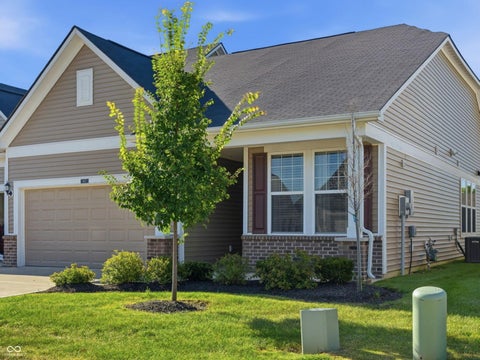 Photo of 907 Tuxedo Drive, Westfield, IN 46074 (MLS # 22124450)