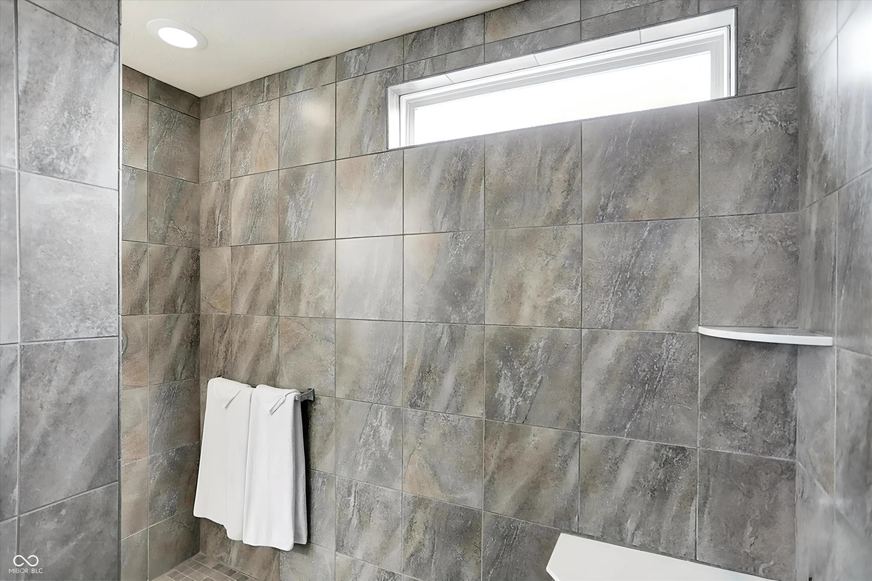 Noblesville, Indiana 46062, United States, 4 Bedrooms Bedrooms, ,3 BathroomsBathrooms,Residential,Pending,11854