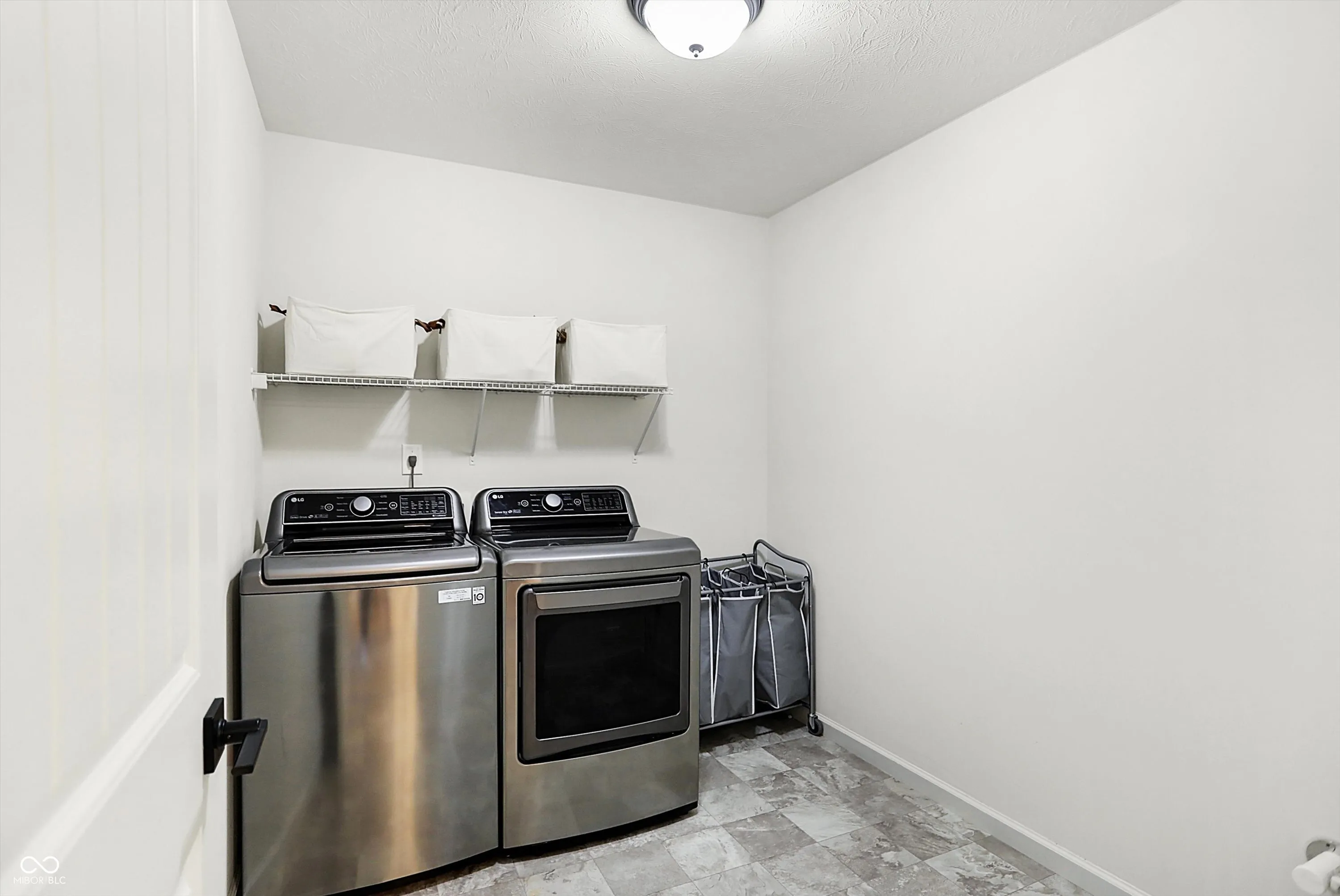 Noblesville, Indiana 46062, United States, 4 Bedrooms Bedrooms, ,3 BathroomsBathrooms,Residential,Pending,11854