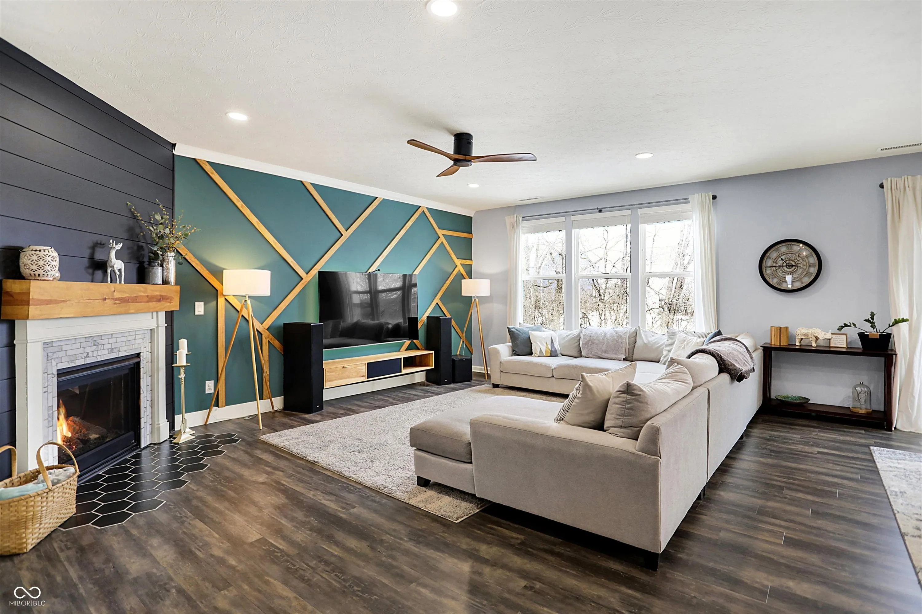 Noblesville, Indiana 46062, United States, 4 Bedrooms Bedrooms, ,3 BathroomsBathrooms,Residential,Pending,11854