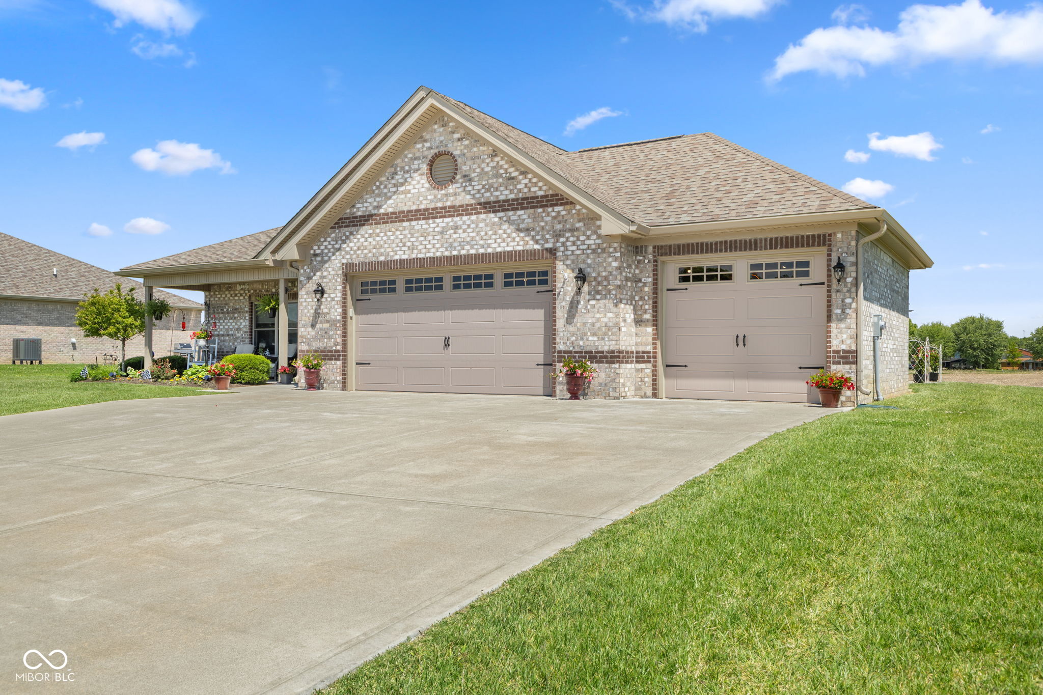 10049 N Mill Run Drive