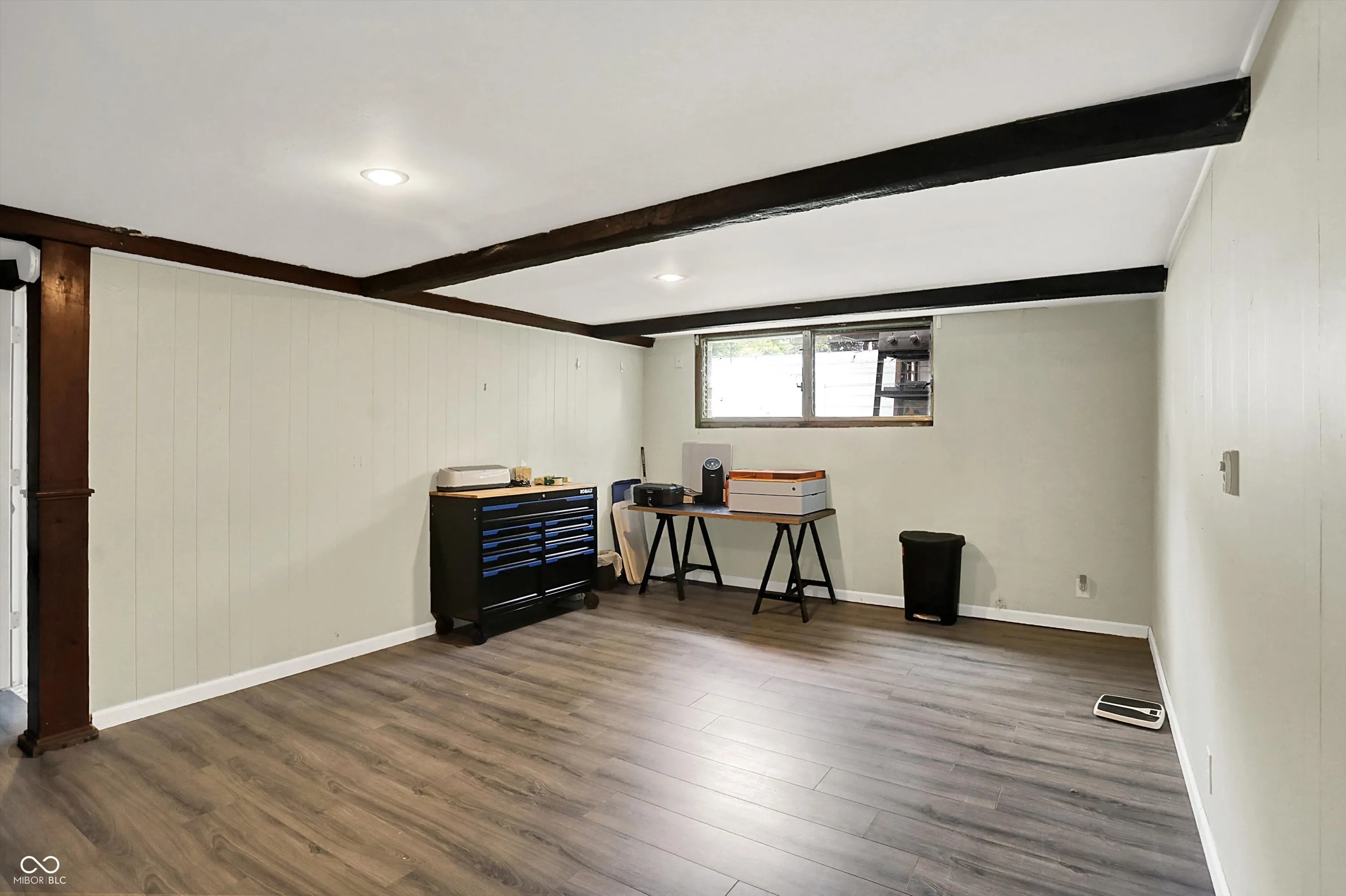 Columbus, Indiana 47203, United States, 4 Bedrooms Bedrooms, ,3 BathroomsBathrooms,Residential,Active,188482