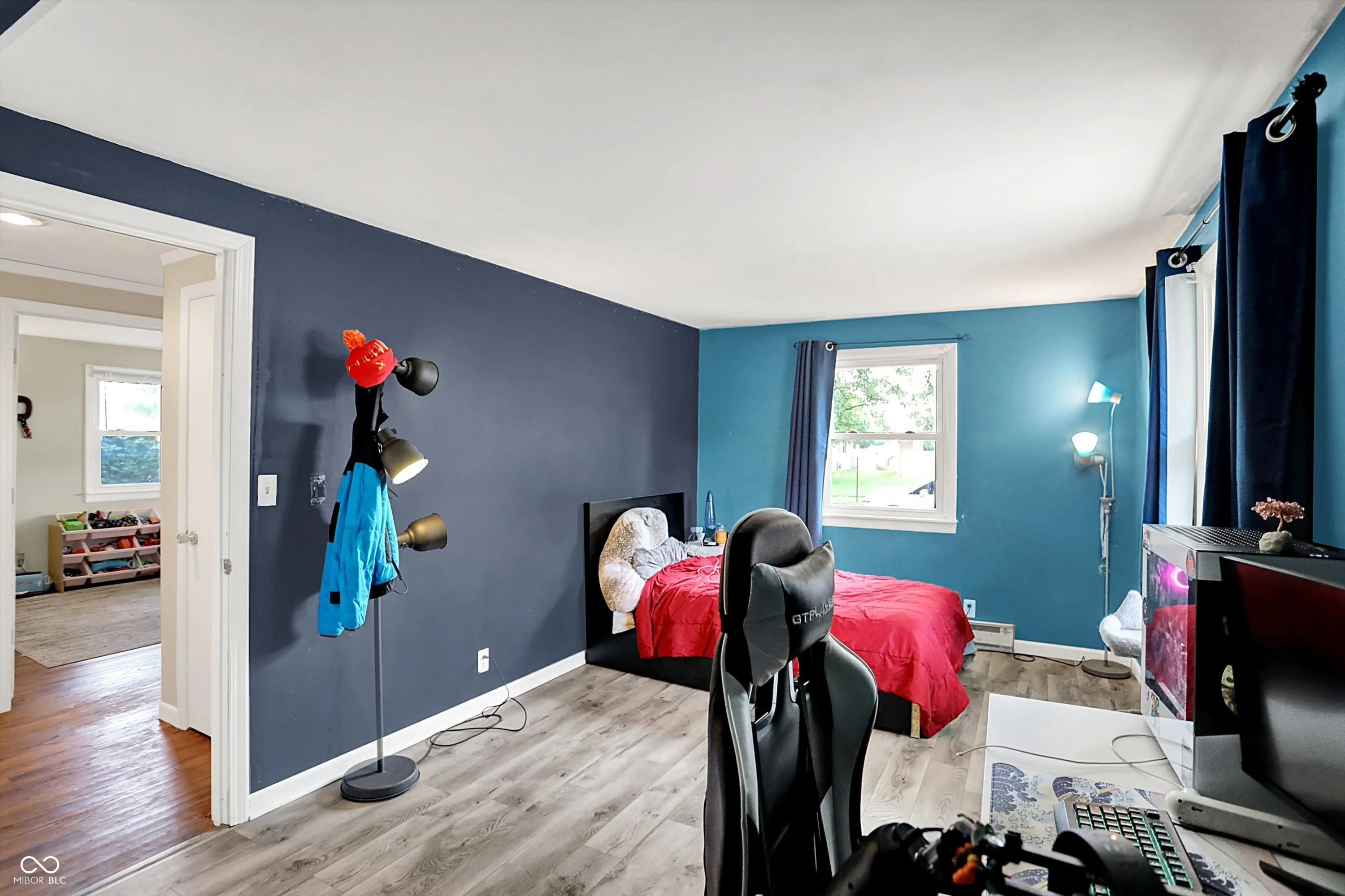 Columbus, Indiana 47203, United States, 4 Bedrooms Bedrooms, ,3 BathroomsBathrooms,Residential,Active,188482