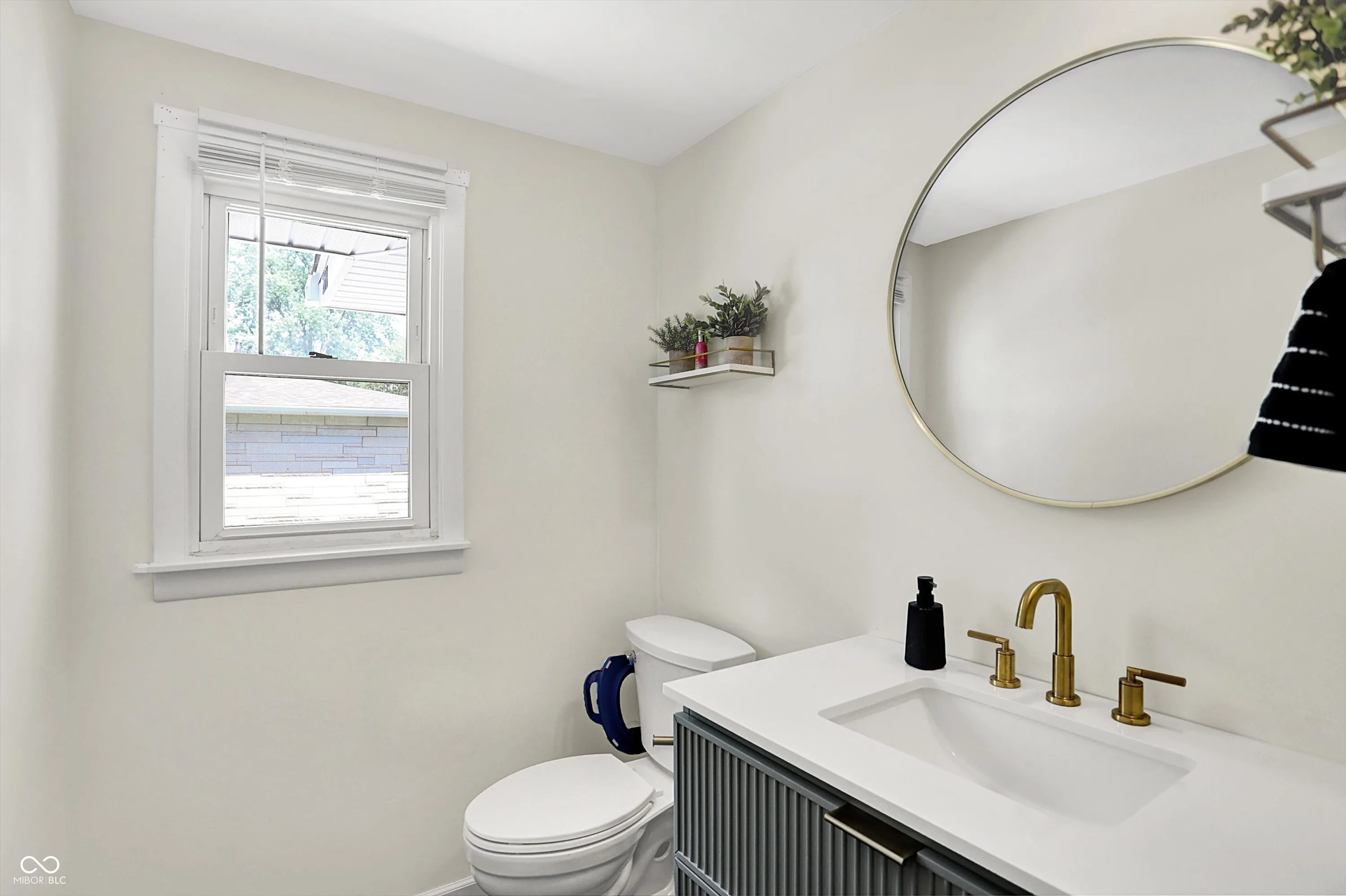 Columbus, Indiana 47203, United States, 4 Bedrooms Bedrooms, ,3 BathroomsBathrooms,Residential,Active,188482