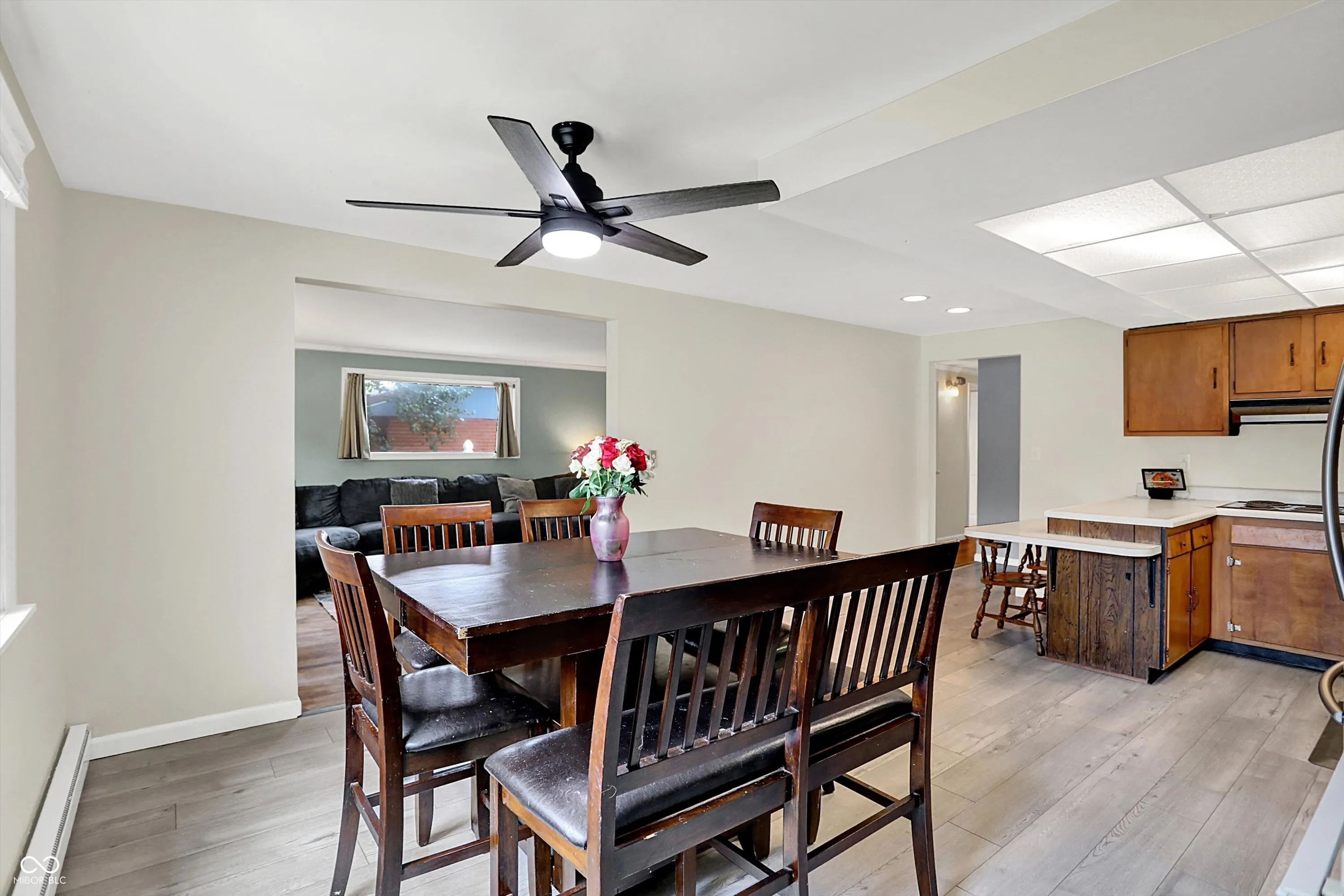 Columbus, Indiana 47203, United States, 4 Bedrooms Bedrooms, ,3 BathroomsBathrooms,Residential,Active,188482