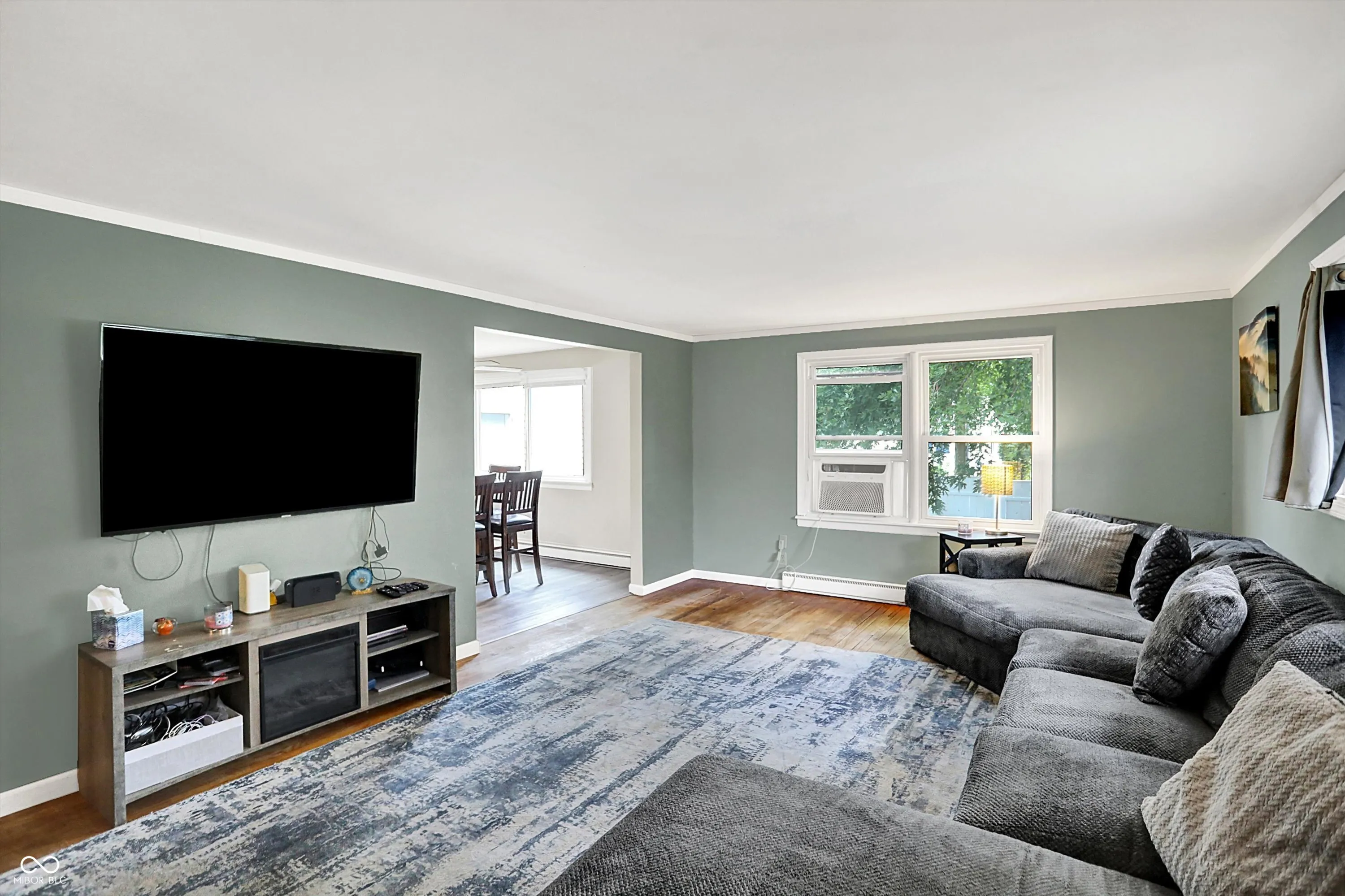 Columbus, Indiana 47203, United States, 4 Bedrooms Bedrooms, ,3 BathroomsBathrooms,Residential,Active,188482