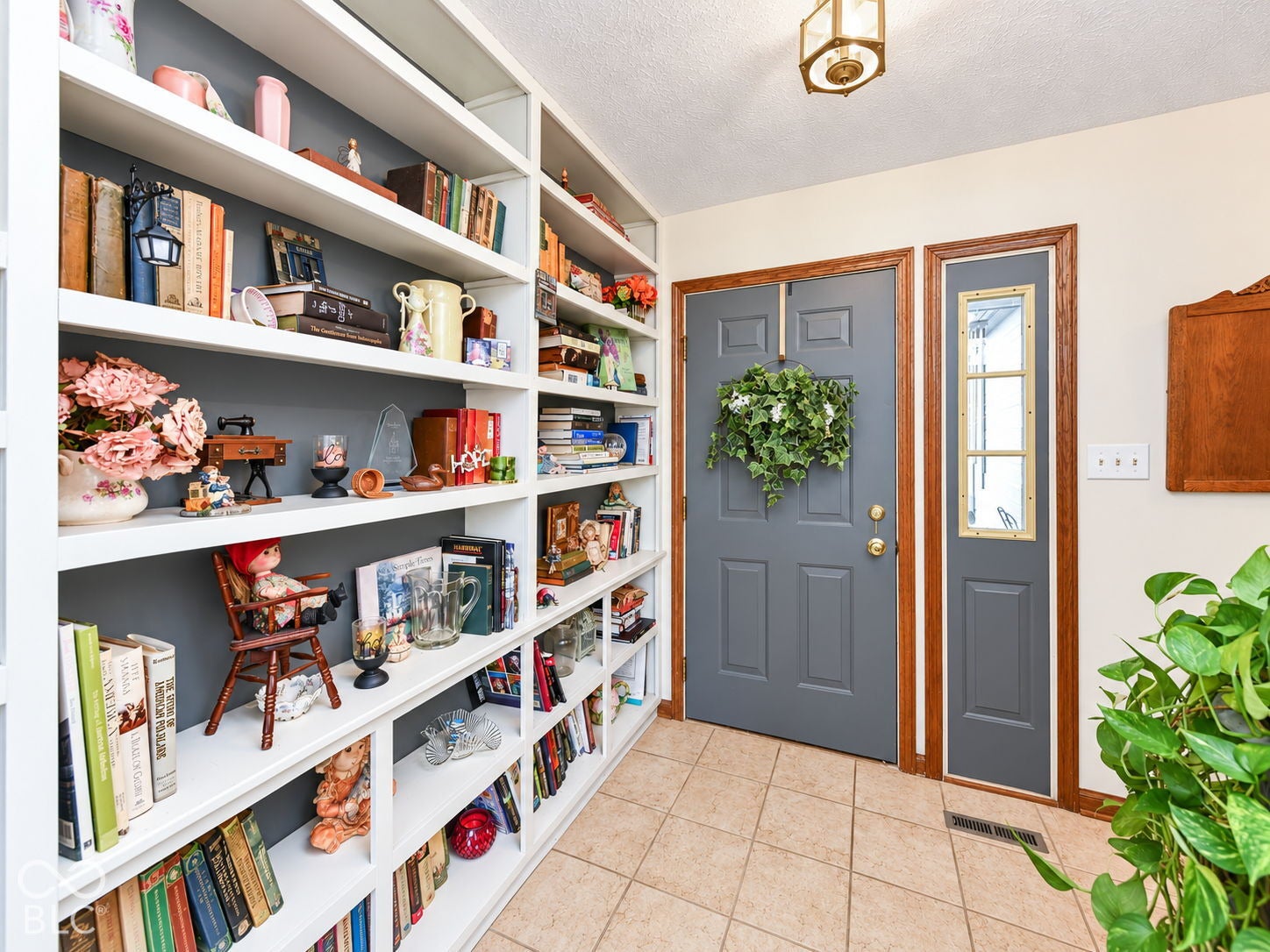 8108 River Bay W