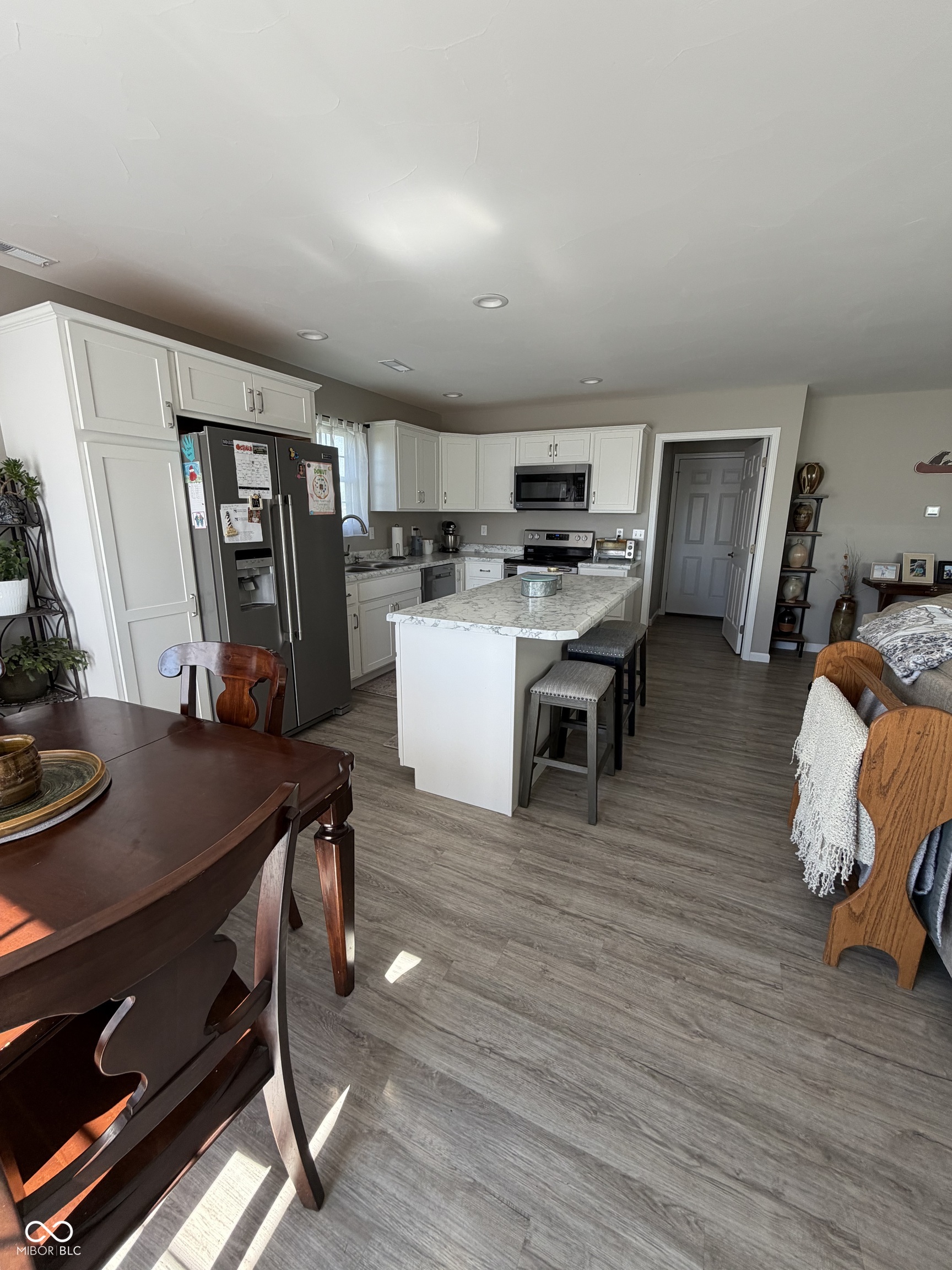 1594 N Cowlitz Trail