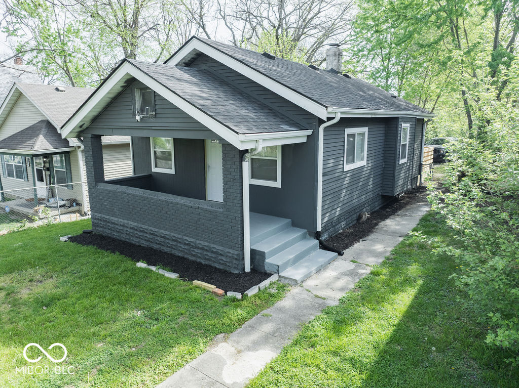 2315 N Dearborn Street