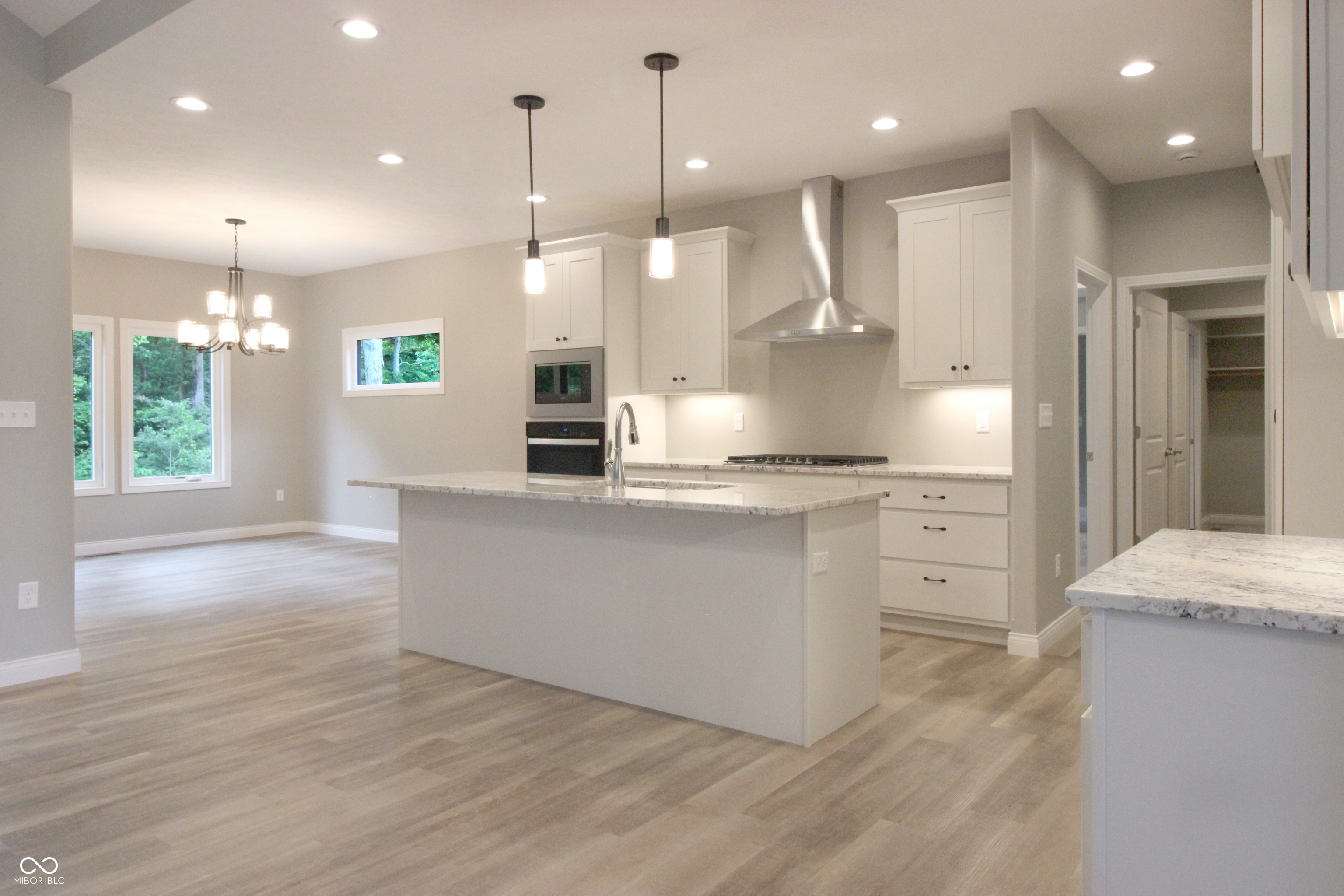 3604 Maple Ridge Drive