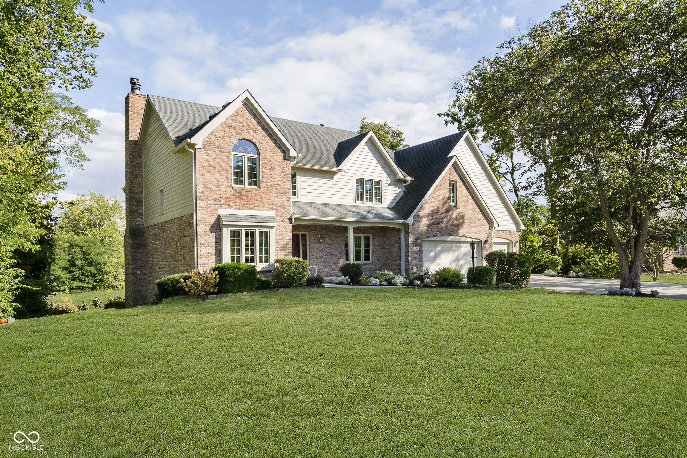 1143 N Sugar Bend Run