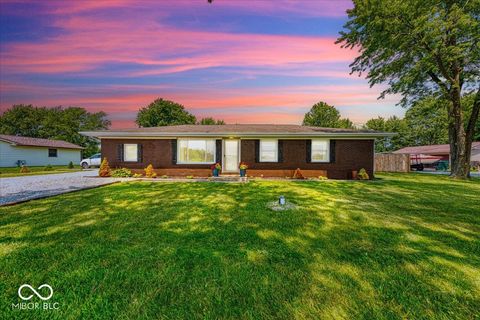 608 W 600 N Fortville IN 46040
