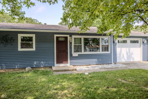 Photo of 705 N Lancelot Drive, Marion, IN 46952 (MLS # 22119181)