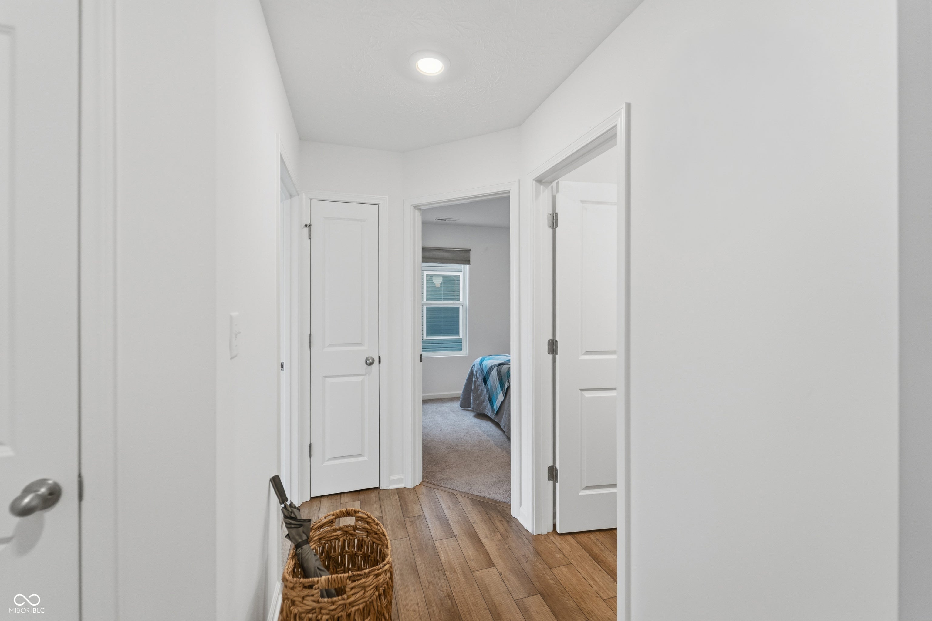 281 Waters Edge