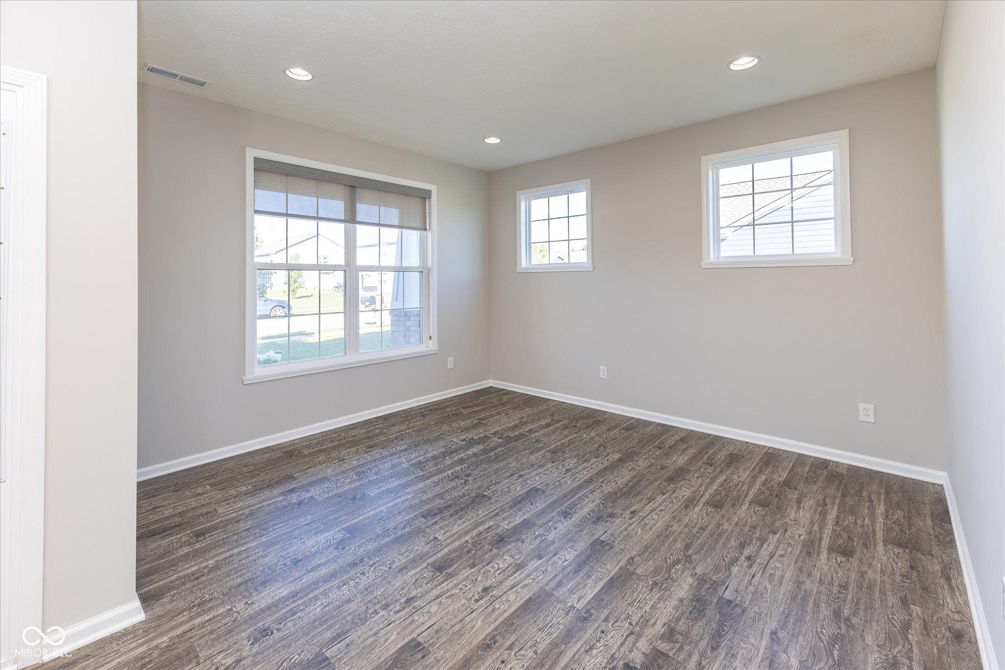 3924 Castle Hill Drive