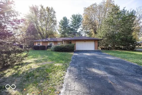 211 Bangor Drive, Indianapolis, IN 46227 - MLS#: 22007553