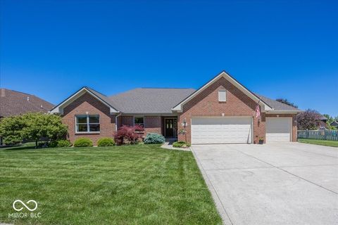 Photo of 6720 Fieldstream Drive, Avon, IN 46123 (MLS # 22099046)