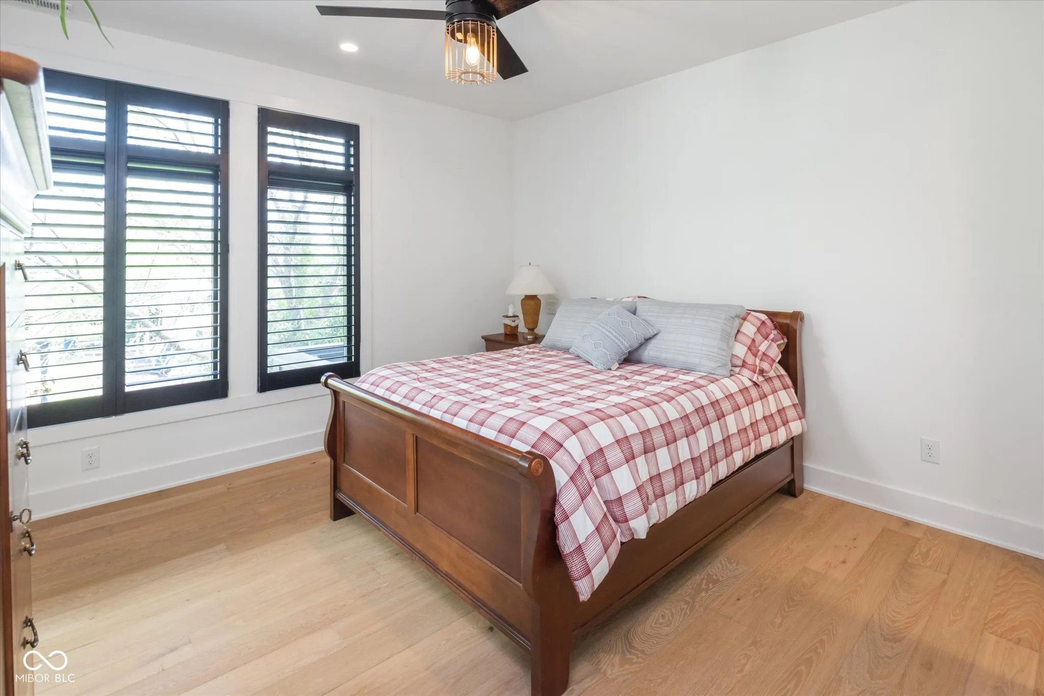 Indianapolis, Indiana 46202, United States, 3 Bedrooms Bedrooms, ,4 BathroomsBathrooms,Residential,Active,155845