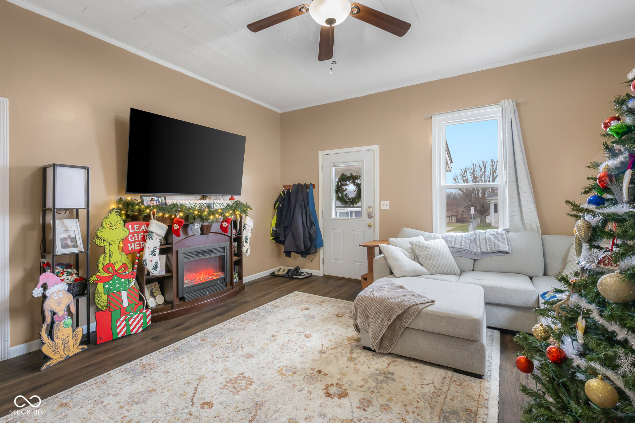 811 E Central Avenue