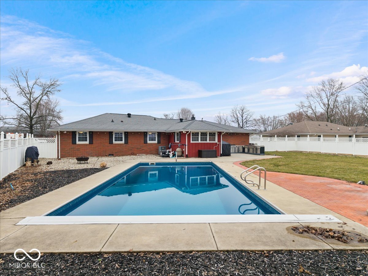257 E 75th Street