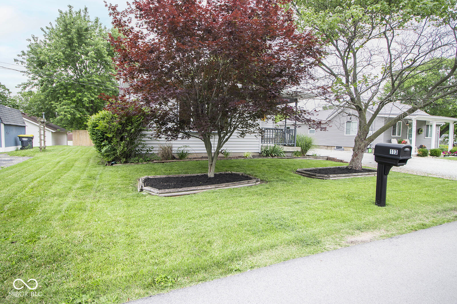 113 E Indiana Avenue