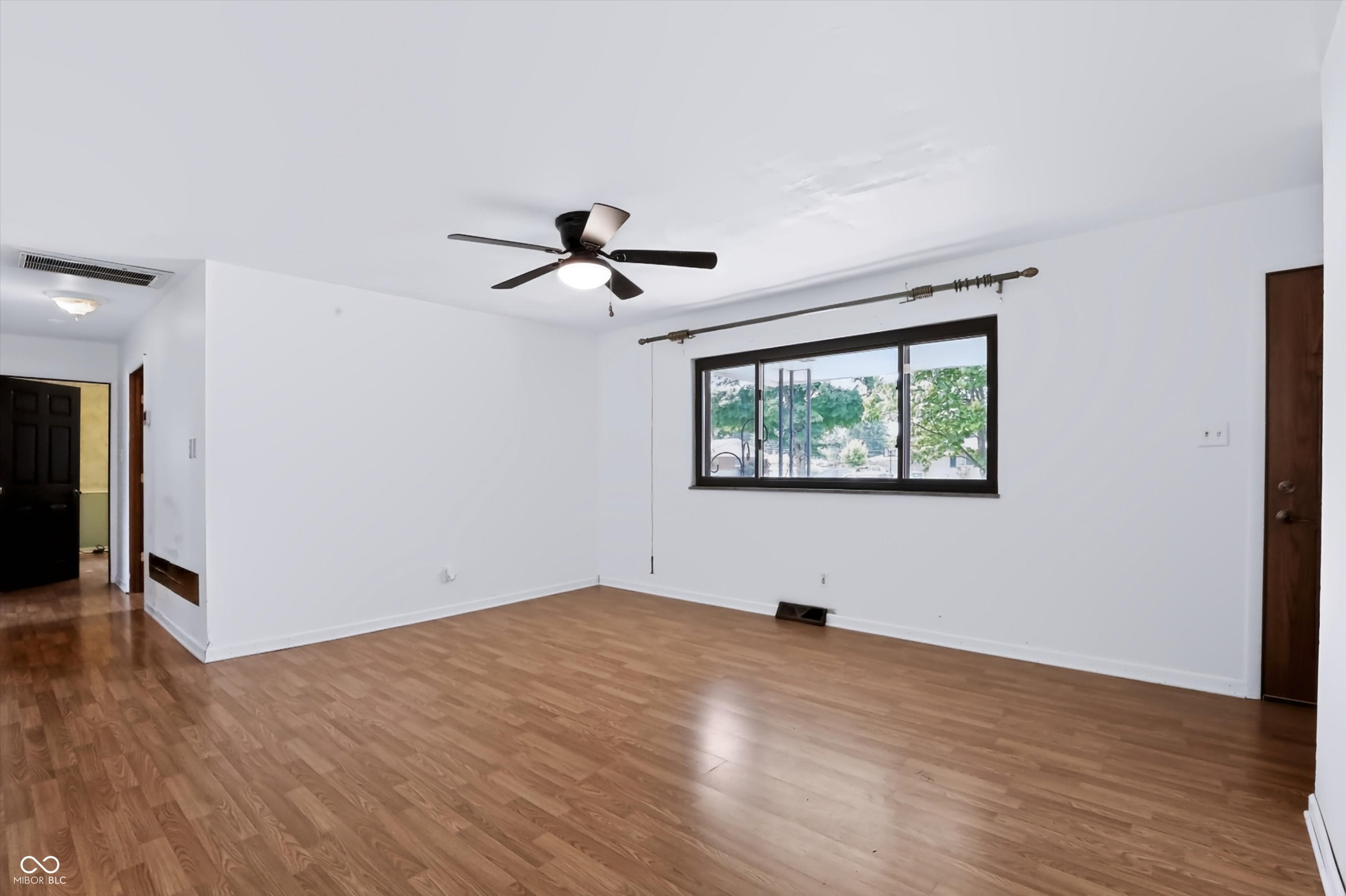 6461 Warren Lane