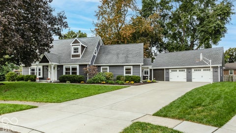 Photo of 4555 Buckingham Court, Carmel, IN 46033 (MLS # 22129156)