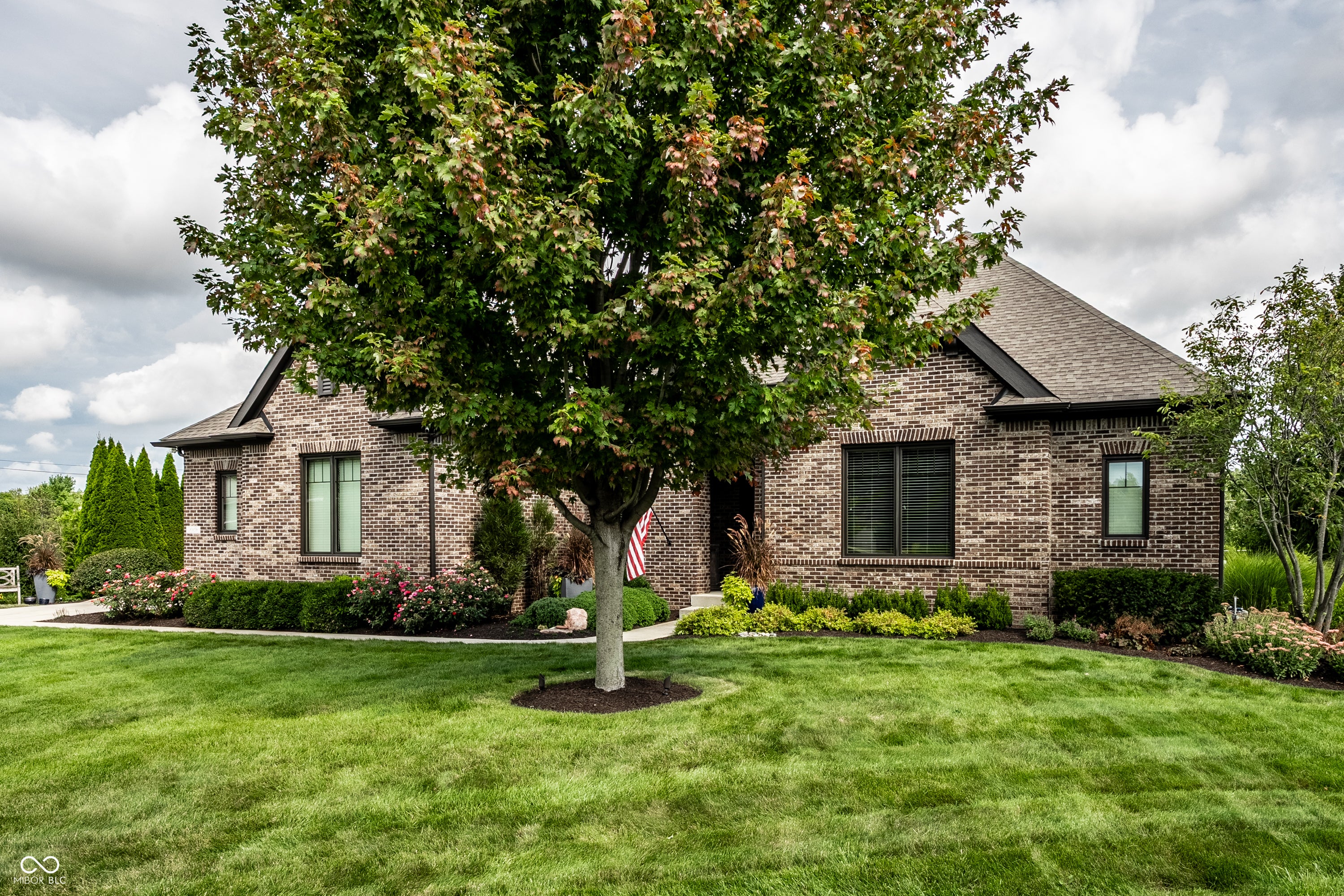 16858 Meadow Wood Court