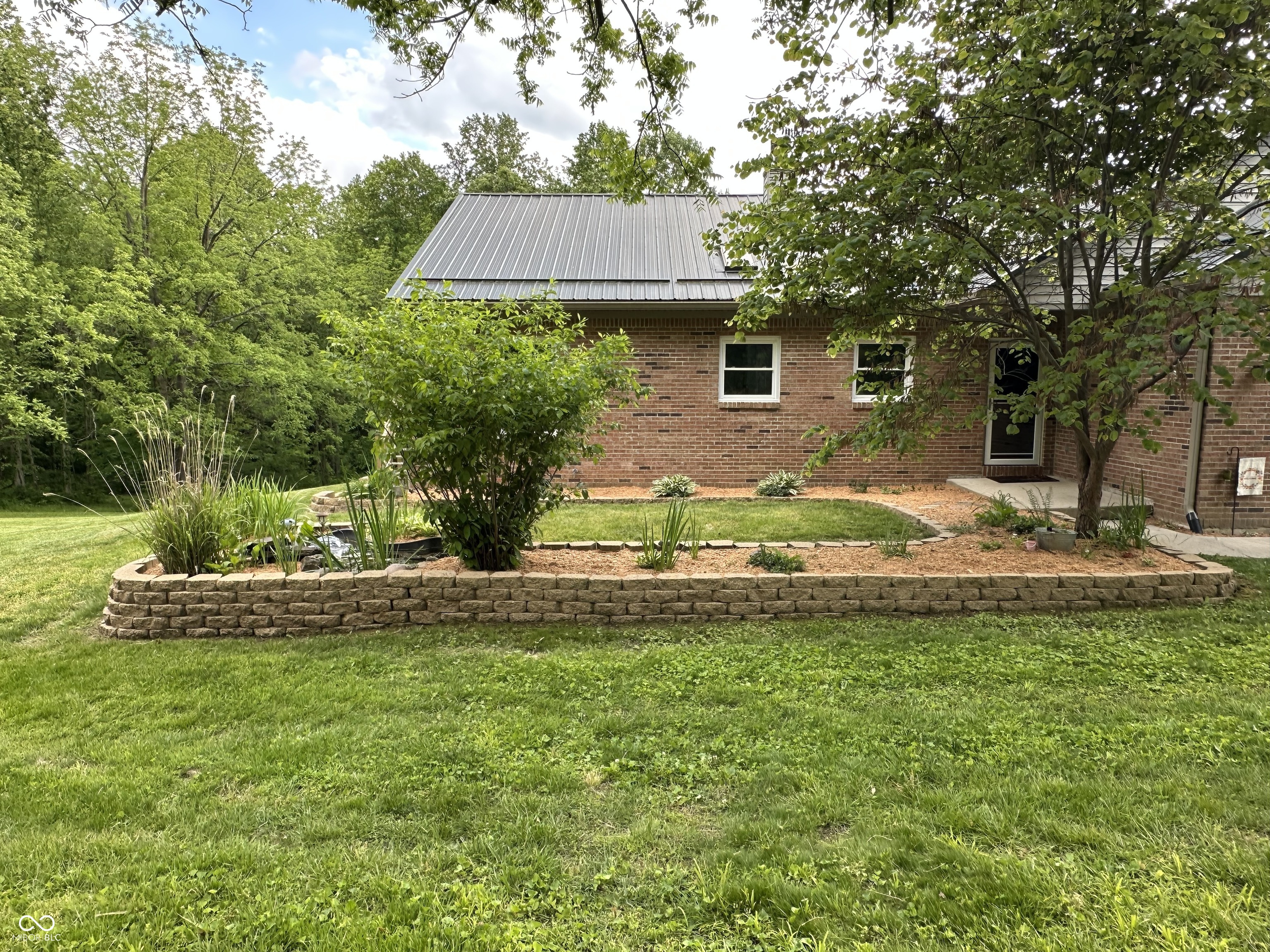 584 Schultz Lane