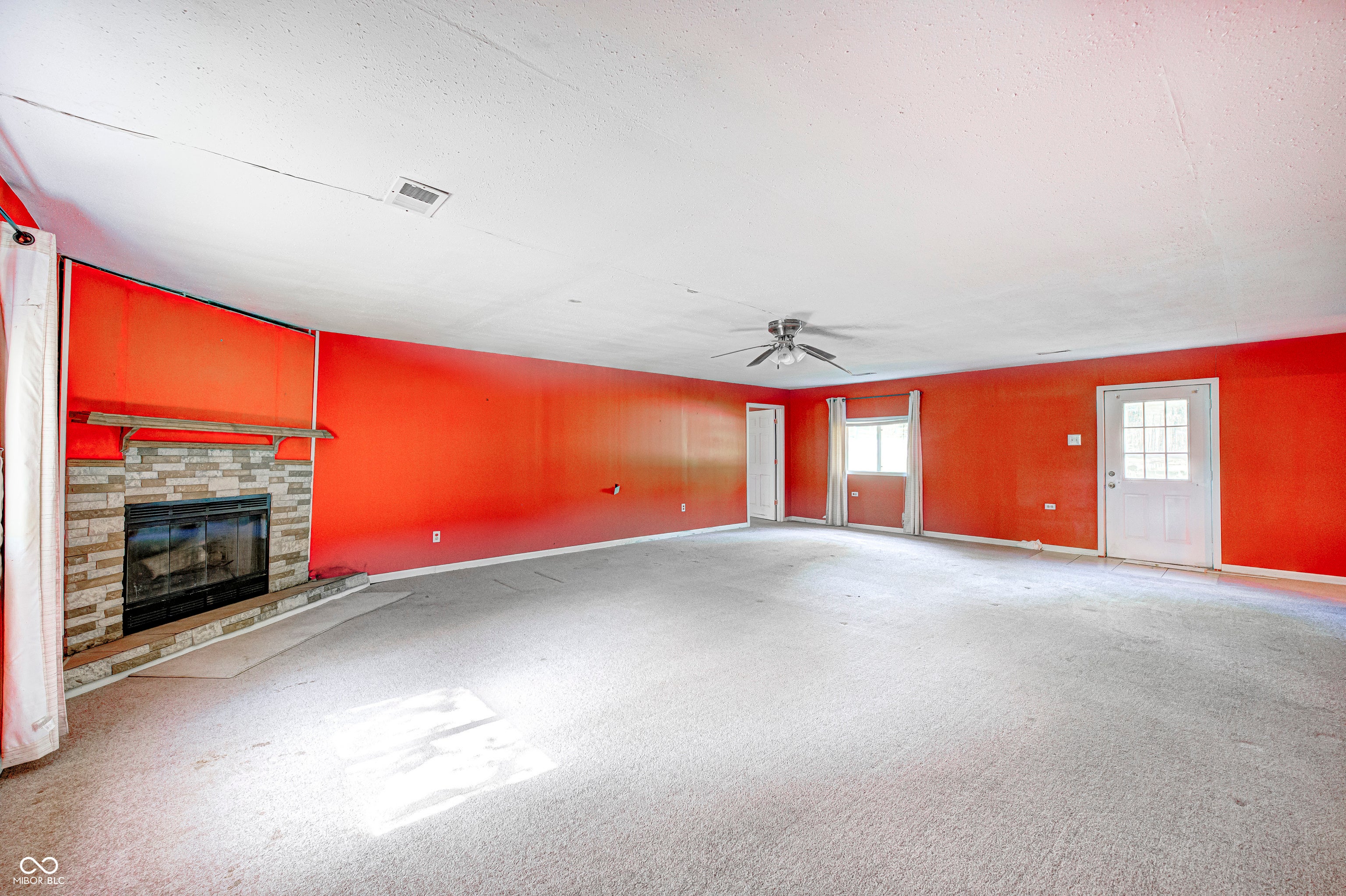 8740 Huggin Hollow Road