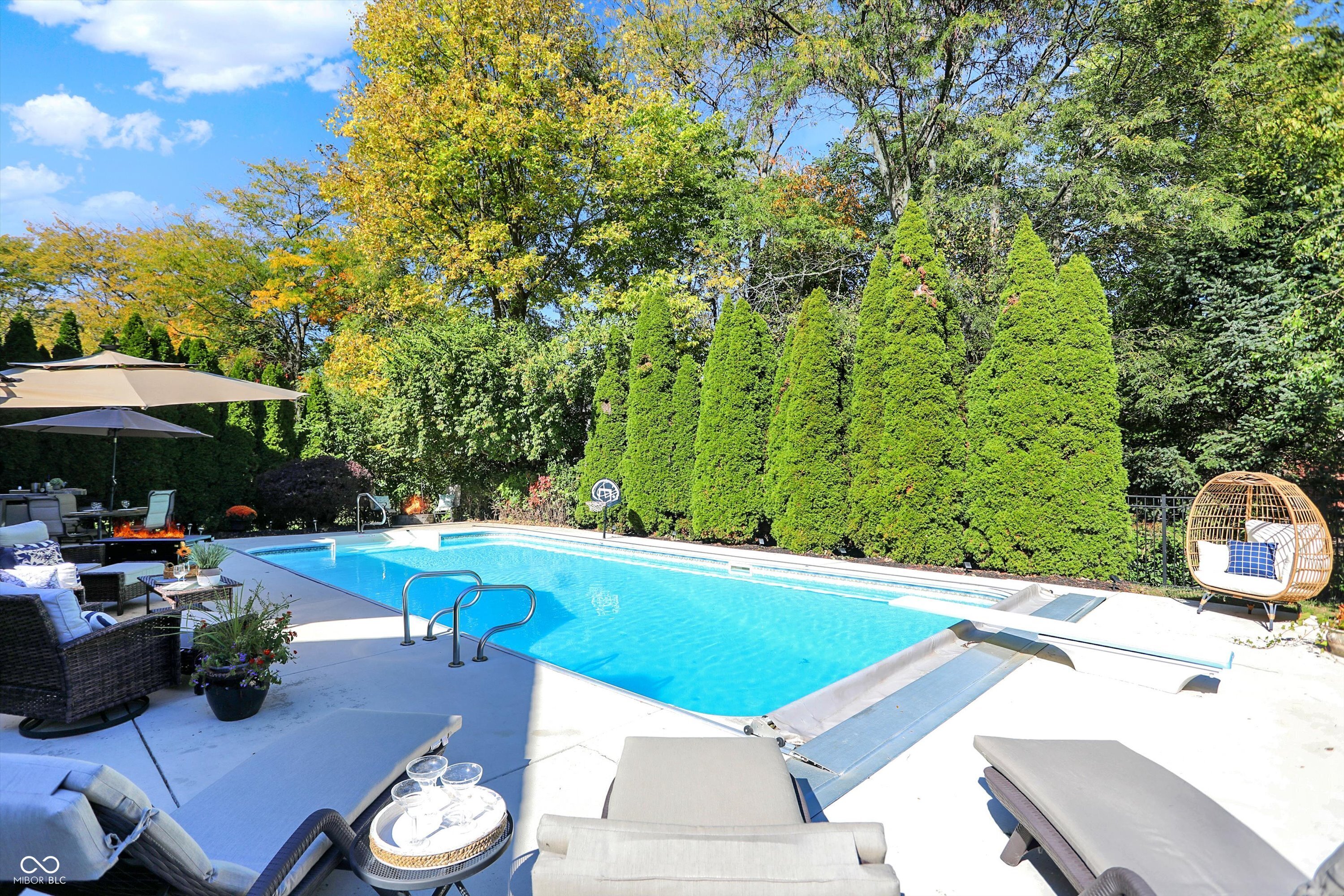 12430 Hyacinth Drive