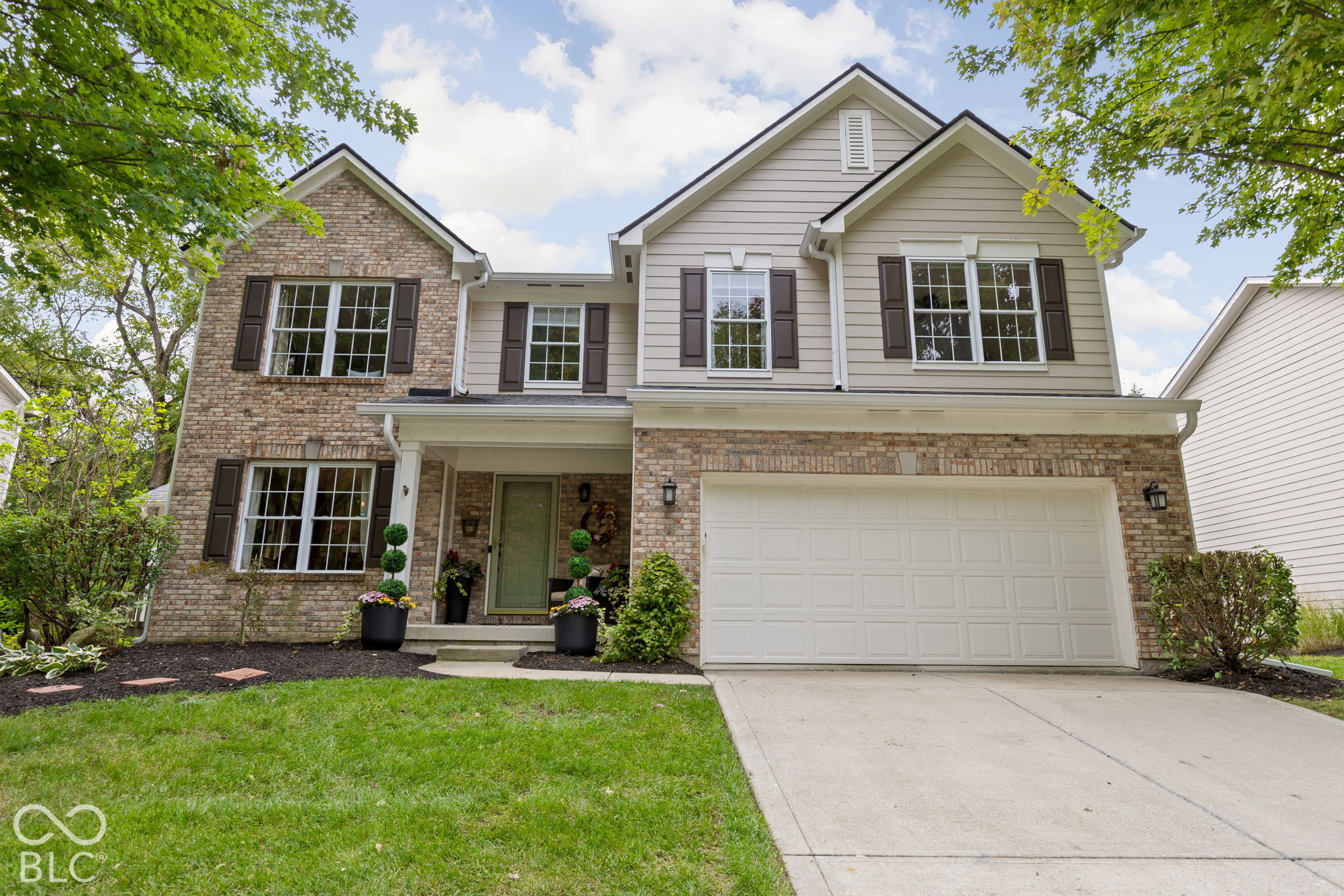 724 Bloor Woods Court