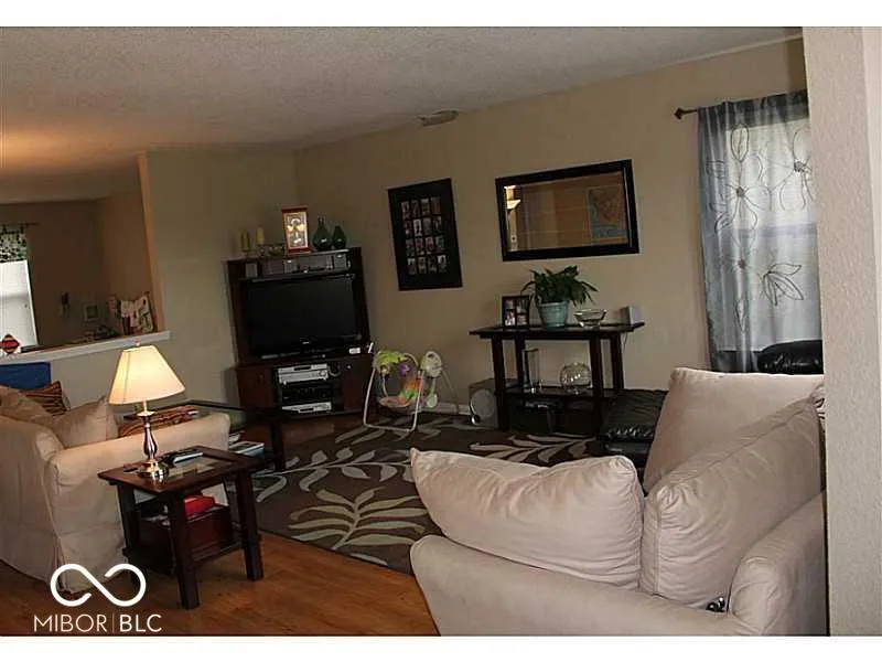 Fishers, Indiana 46038, United States, 3 Bedrooms Bedrooms, ,3 BathroomsBathrooms,Residential,Active,152015