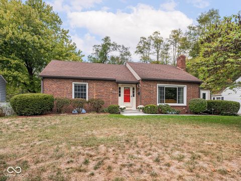 Photo of 30 W 58th Street, Indianapolis, IN 46208 (MLS # 22068599)