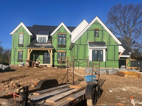 15876 Oak Park Westfield IN 46074