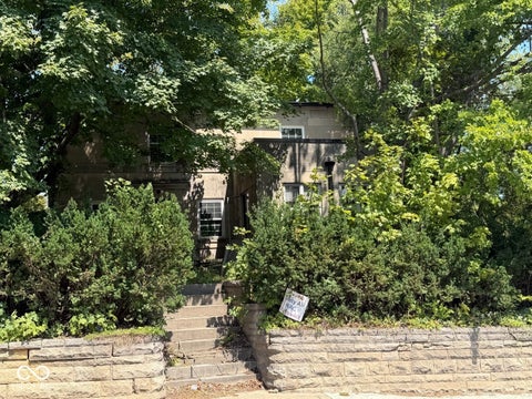 Photo of 501 16th Street, Bedford, IN 47421 (MLS # 22120439)