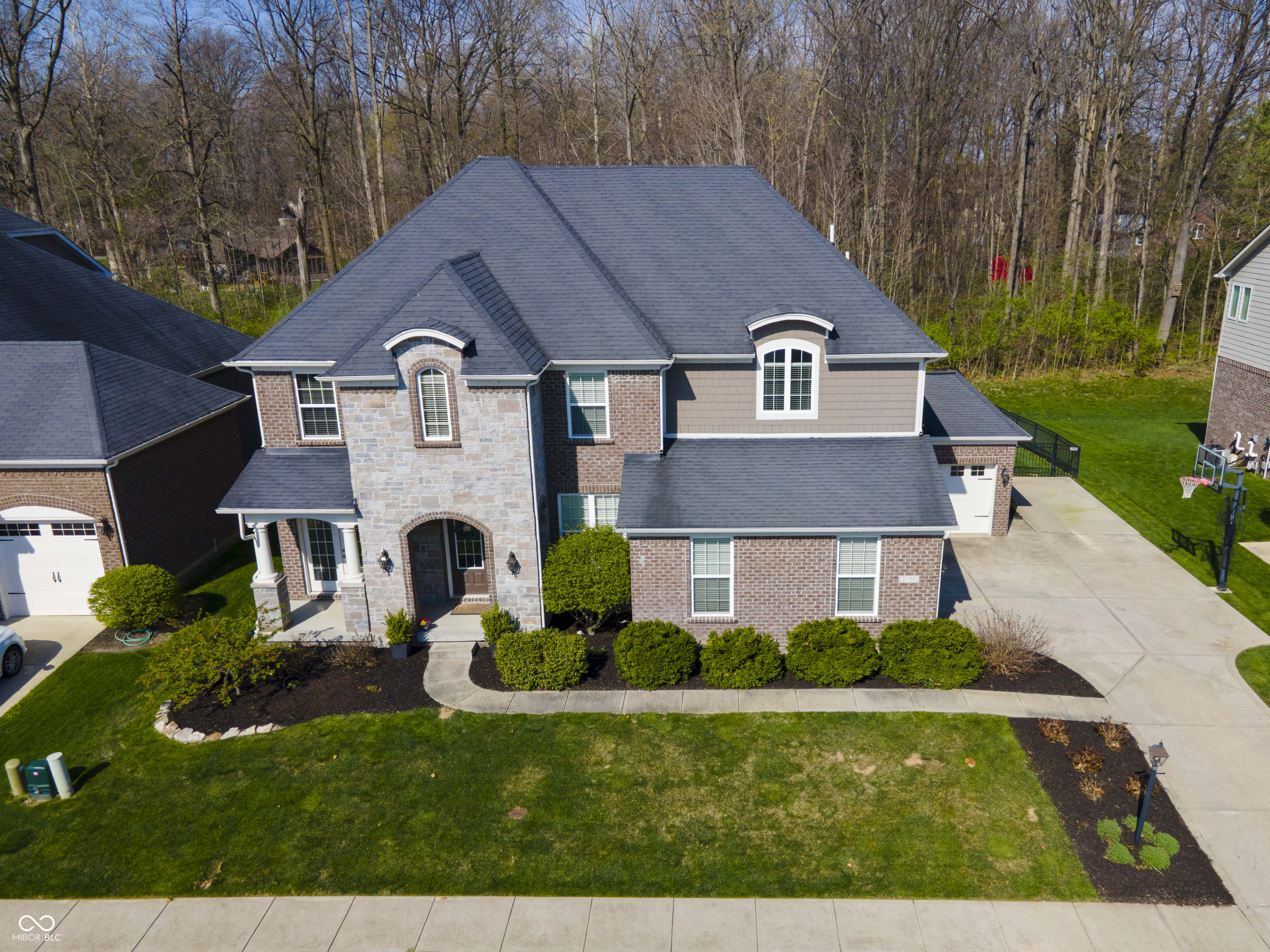 2798 W High Grove Circle