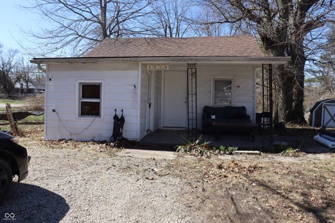 Photo of 3612 S State Avenue, Indianapolis, IN 46227 (MLS # 22087973)