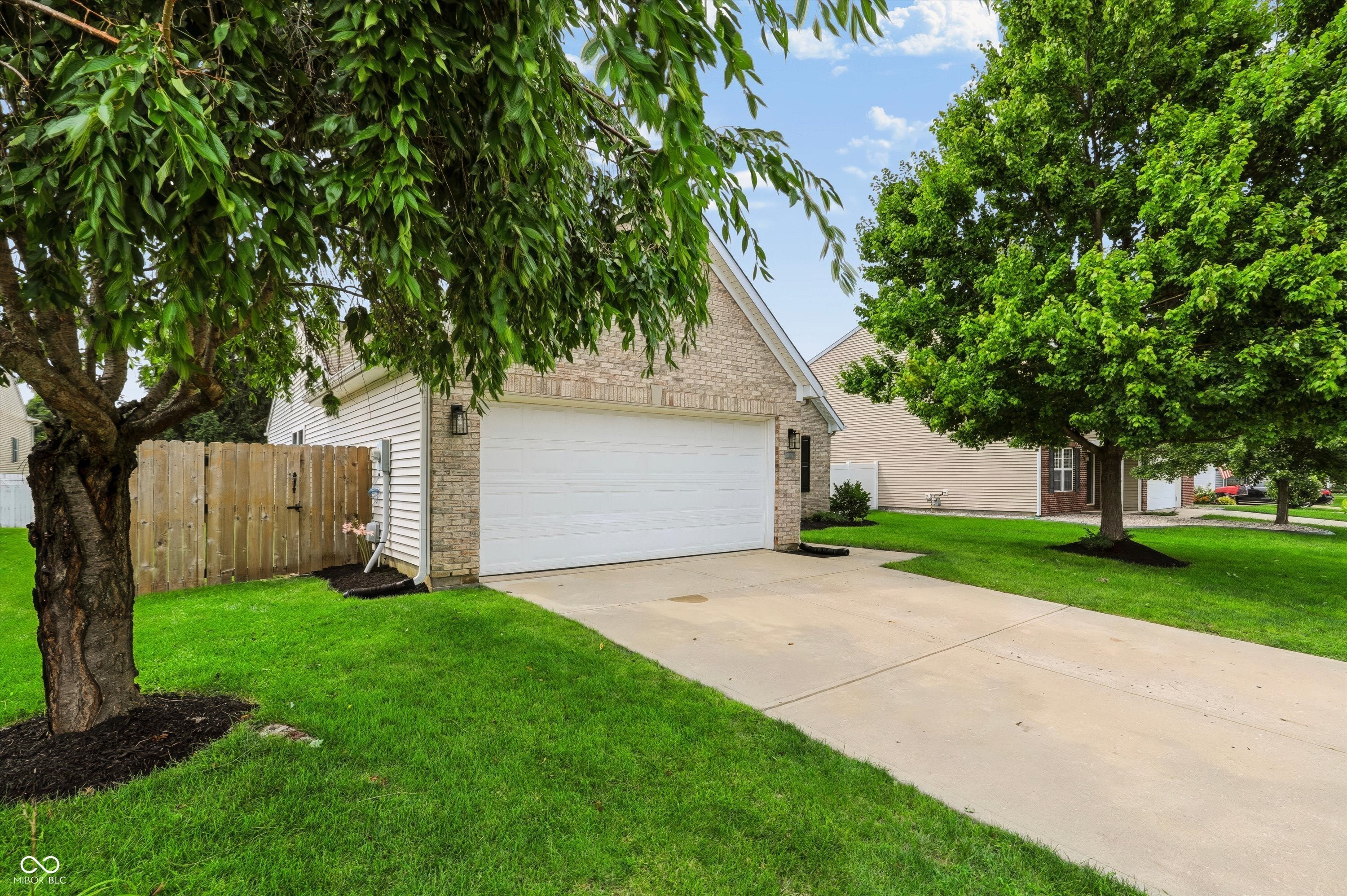 1180 Dahlgren Lane