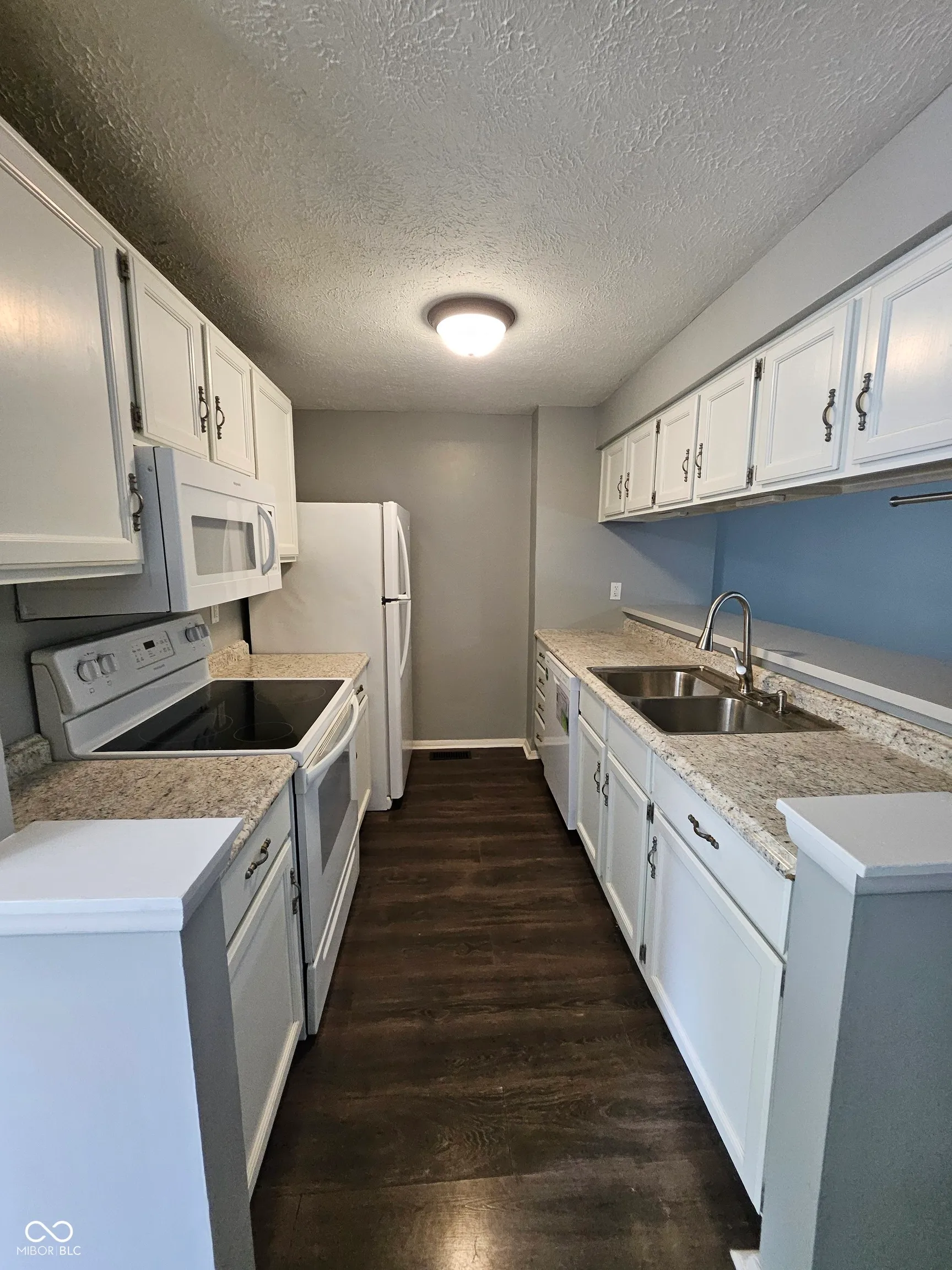 Indianapolis, Indiana 46250, United States, 2 Bedrooms Bedrooms, ,2 BathroomsBathrooms,Residential,Active,210630