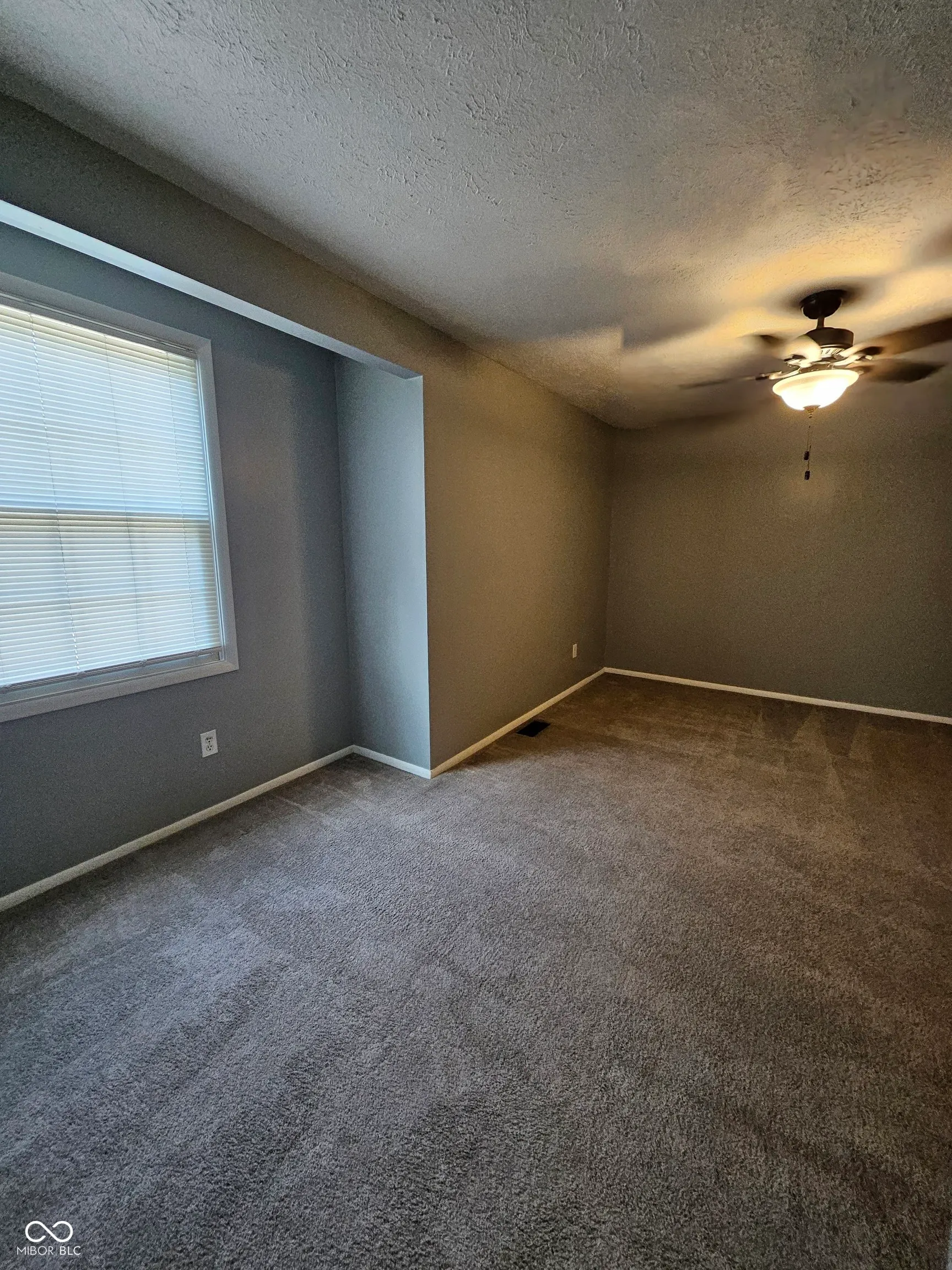 Indianapolis, Indiana 46250, United States, 2 Bedrooms Bedrooms, ,2 BathroomsBathrooms,Residential,Active,210630