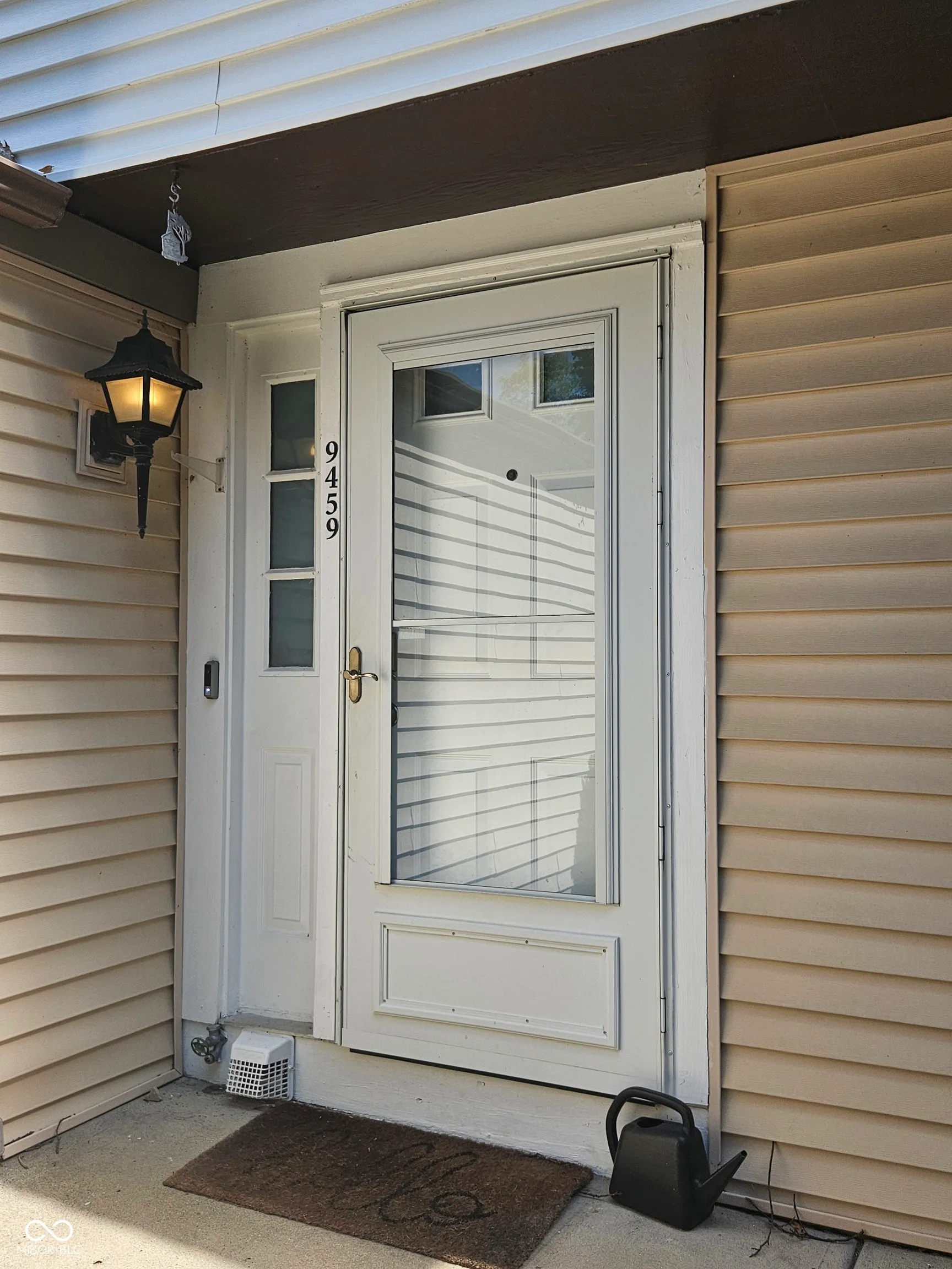 Indianapolis, Indiana 46250, United States, 2 Bedrooms Bedrooms, ,2 BathroomsBathrooms,Residential,Active,210630