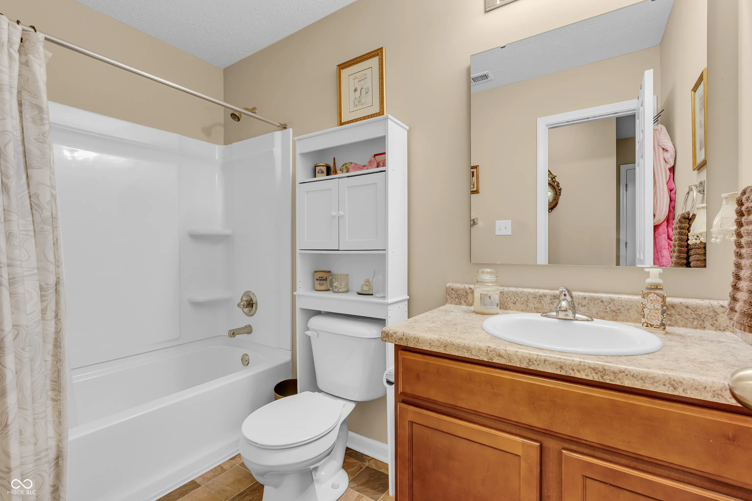 Indianapolis, Indiana 46239, United States, 3 Bedrooms Bedrooms, ,2 BathroomsBathrooms,Residential,Pending,136161