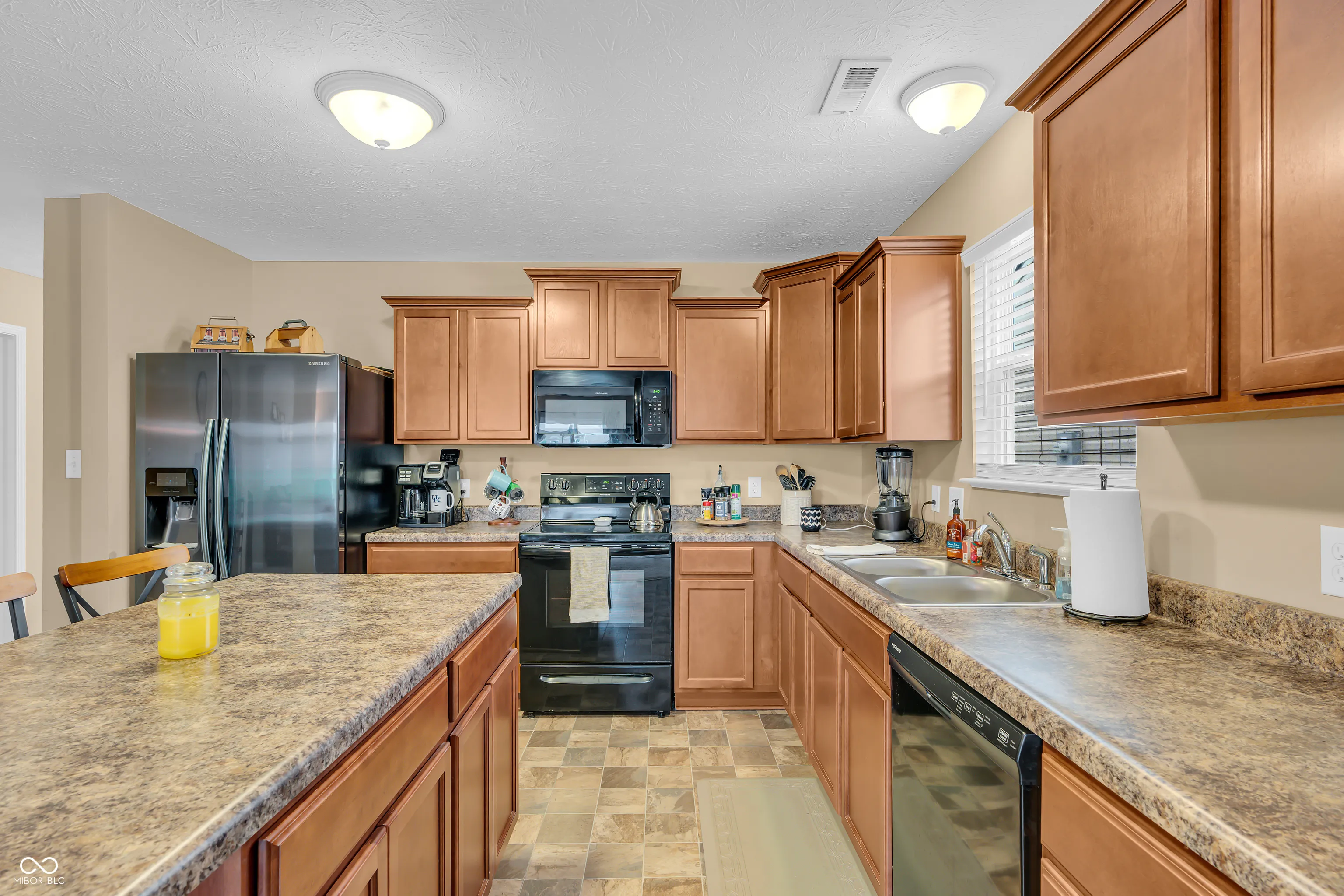 Indianapolis, Indiana 46239, United States, 3 Bedrooms Bedrooms, ,2 BathroomsBathrooms,Residential,Pending,136161